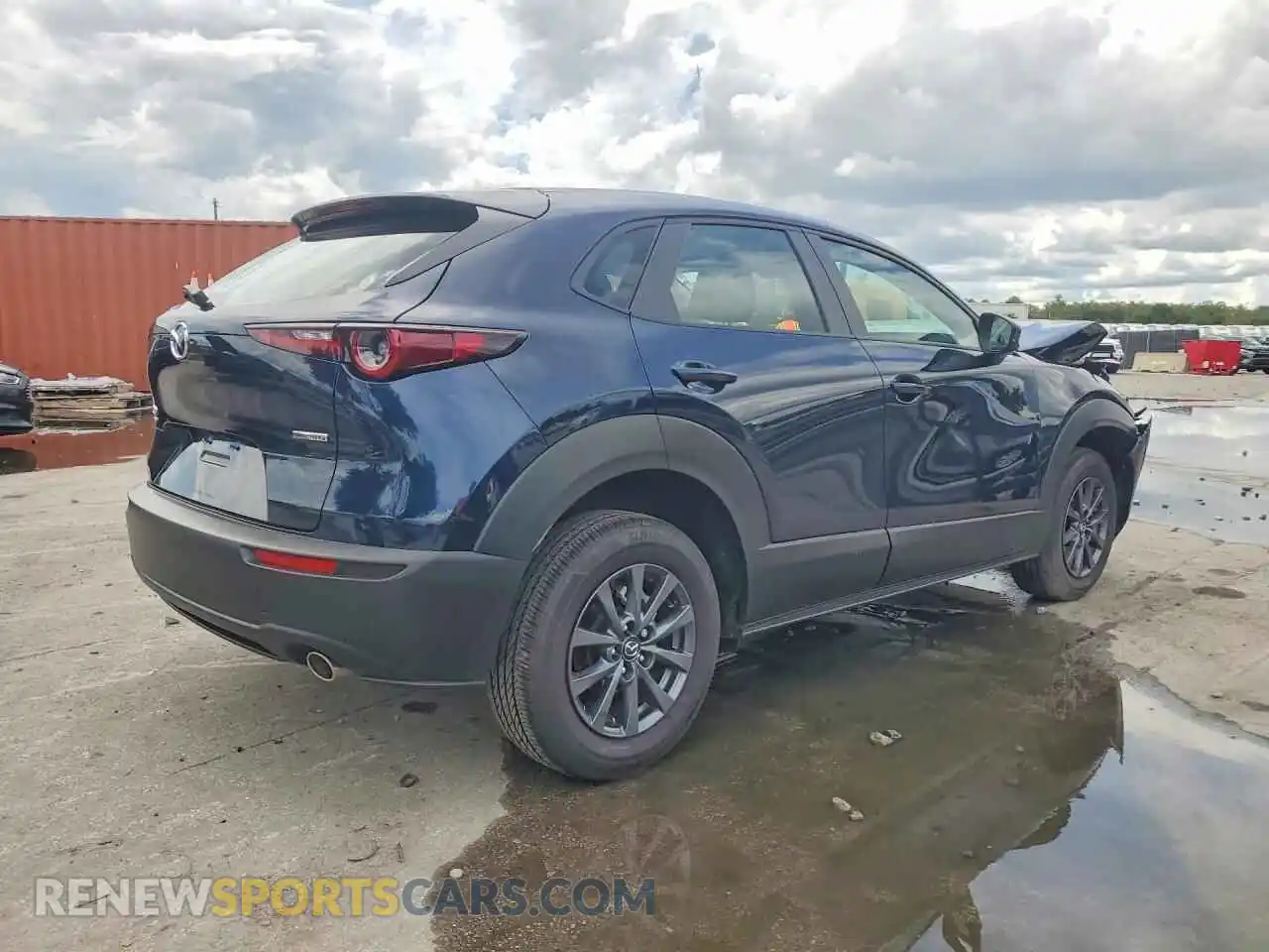 3 Photograph of a damaged car 3MVDMBAL9TM133513 MAZDA CX30 2026