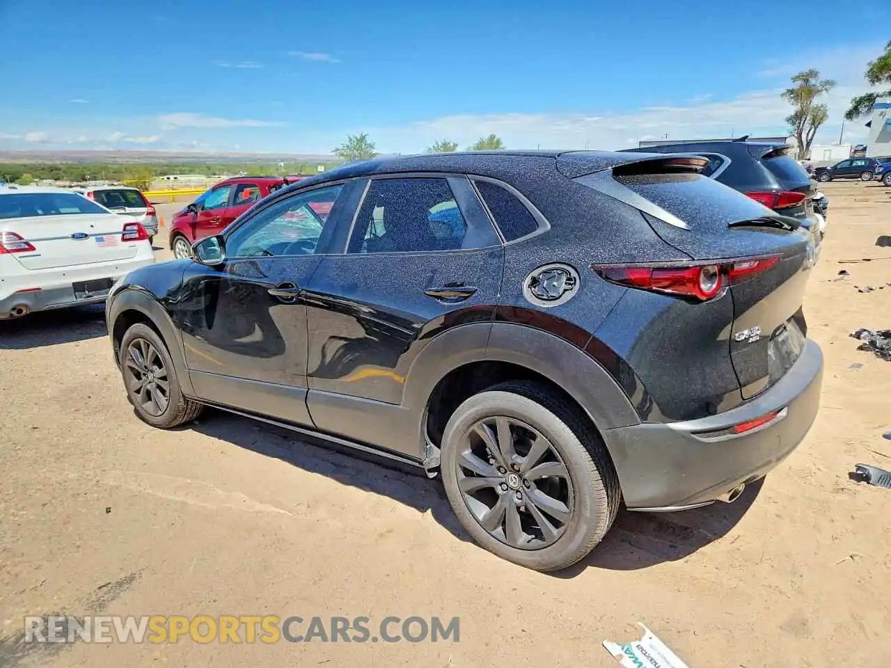 2 Photograph of a damaged car 3MVDMBBL0TM144138 MAZDA CX30 2026