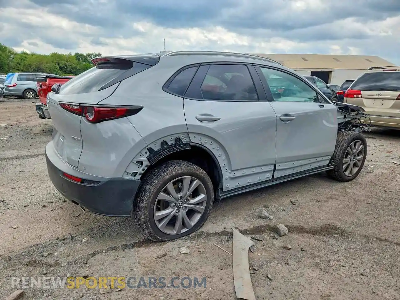 3 Фотография поврежденного автомобиля 3MVDMBCL6TM148077 MAZDA CX30 2026