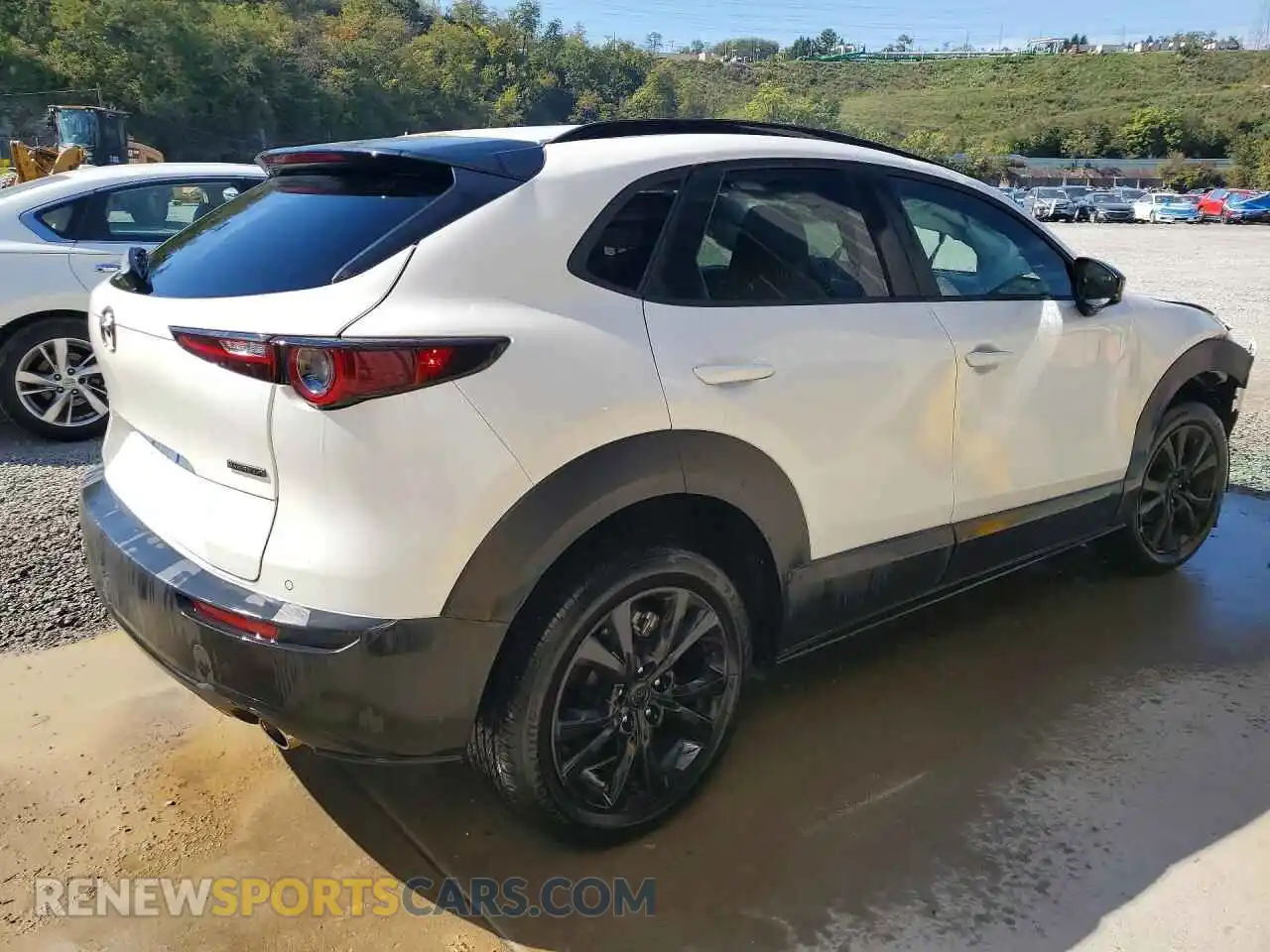 3 fotografías del automóvil dañado 3MVDMBCLXTM117009 MAZDA CX30 2026