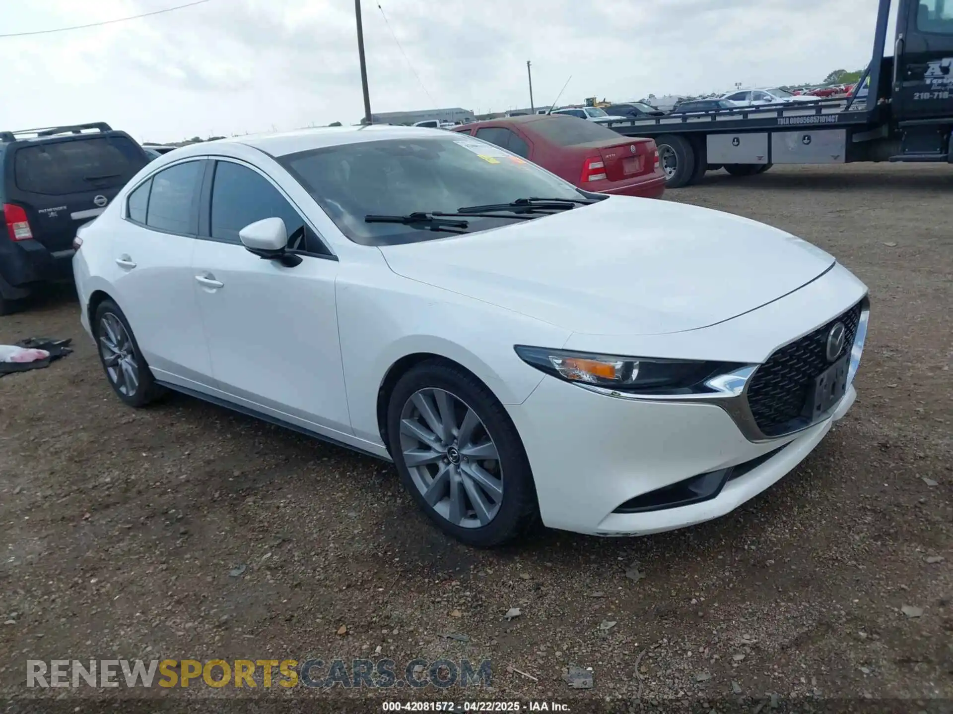 1 Photograph of a damaged car 3MZBPAAL9KM105989 MAZDA MAZDA3 2019