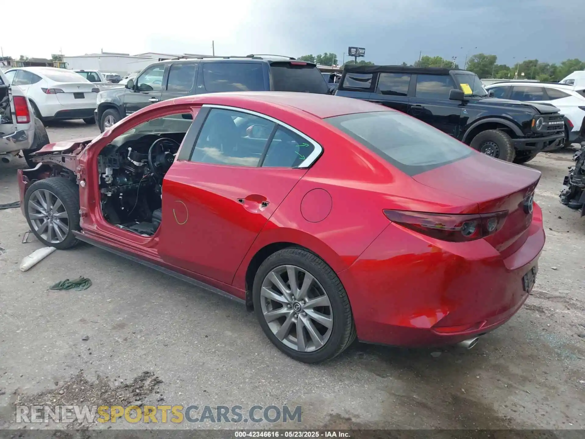 3 Photograph of a damaged car JM1BPACL0K1111094 MAZDA MAZDA3 2019