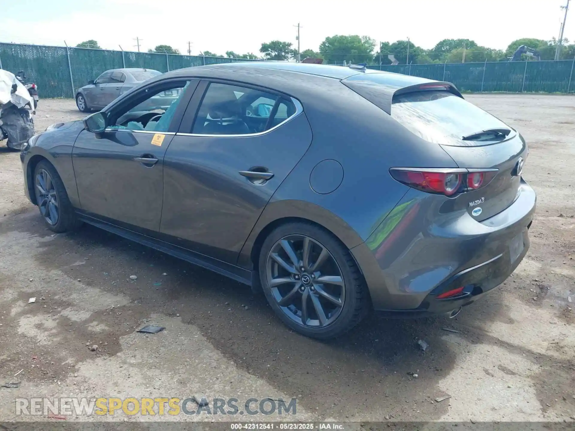 3 Photograph of a damaged car JM1BPAMM6K1142597 MAZDA MAZDA3 2019