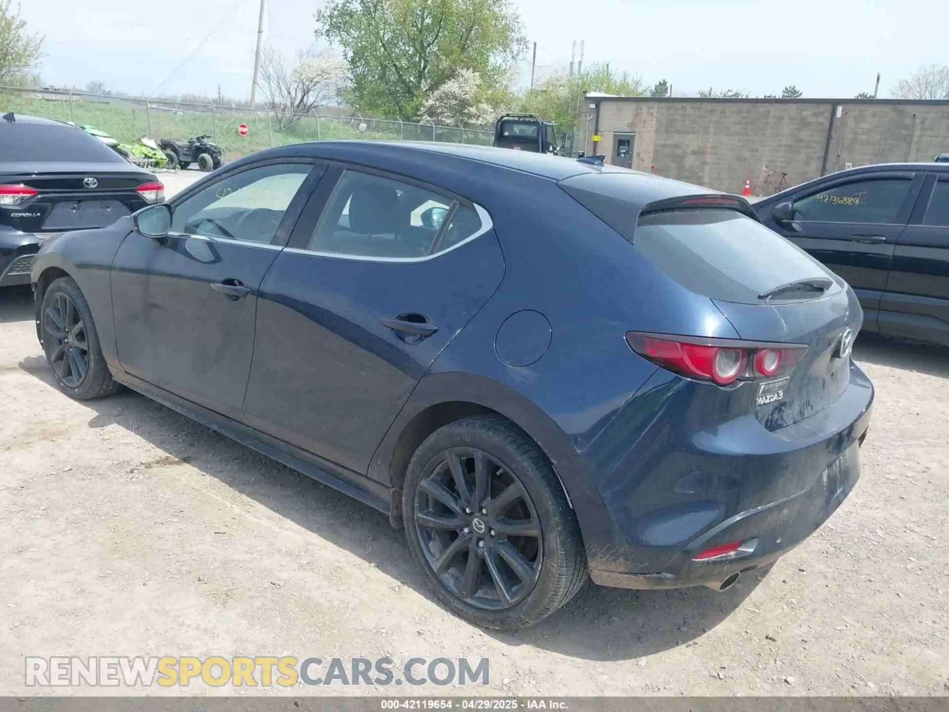 3 Photograph of a damaged car JM1BPANM4K1115882 MAZDA MAZDA3 2019