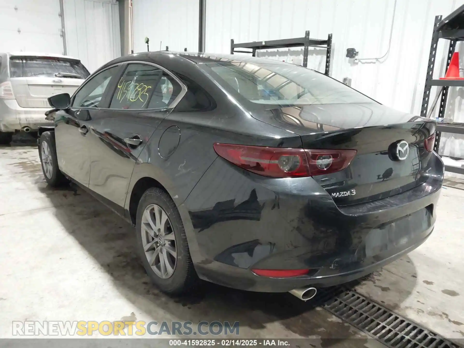 3 Фотография поврежденного автомобиля 3MZBPABL5LM130436 MAZDA MAZDA3 2020