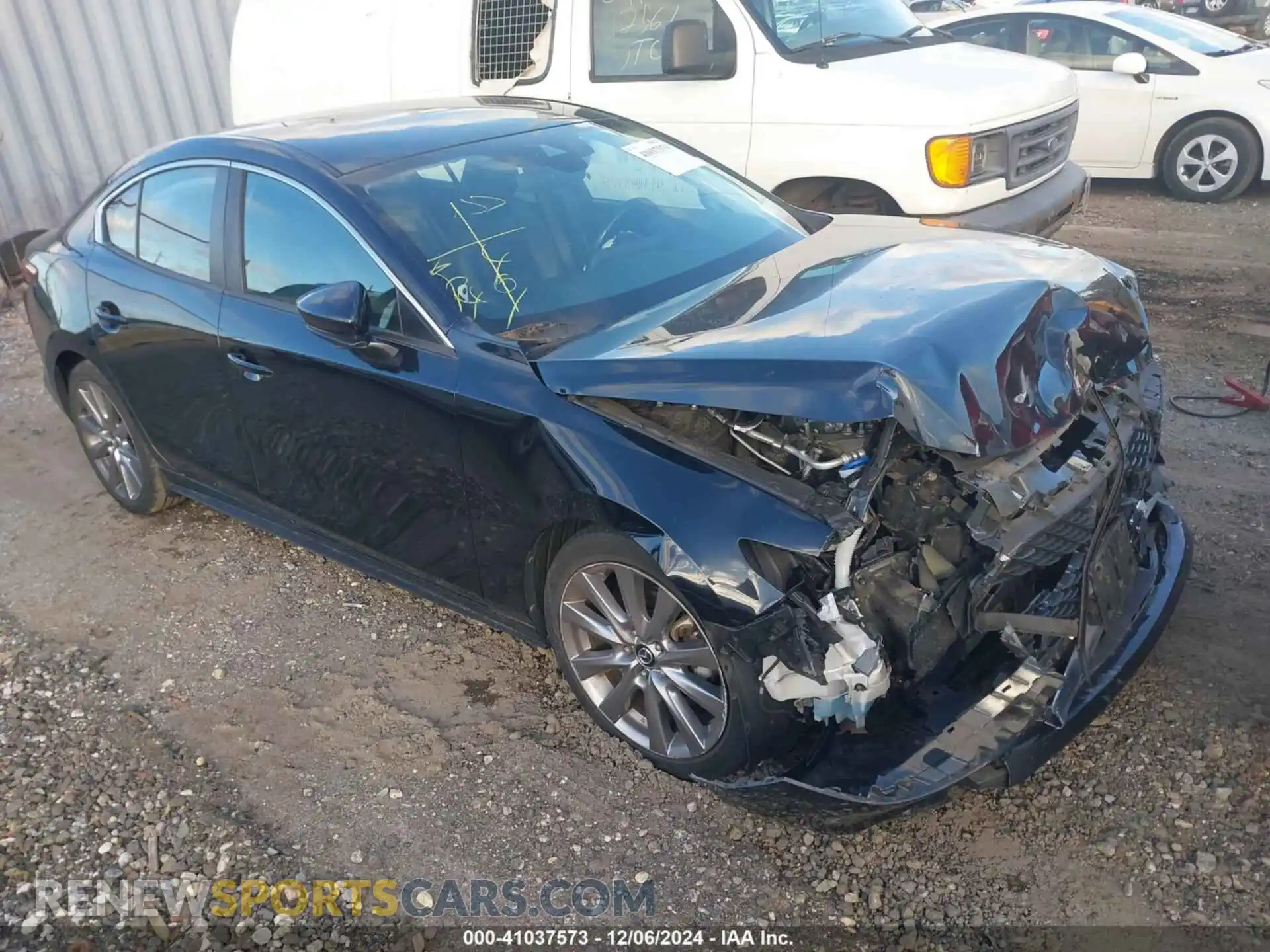1 Photograph of a damaged car 3MZBPACLXLM127045 MAZDA MAZDA3 2020