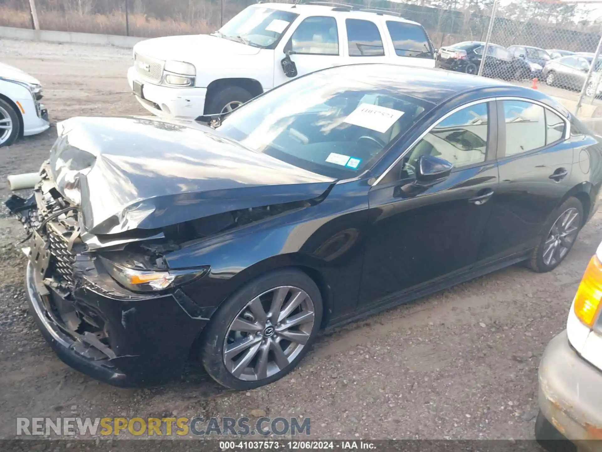 2 Photograph of a damaged car 3MZBPACLXLM127045 MAZDA MAZDA3 2020