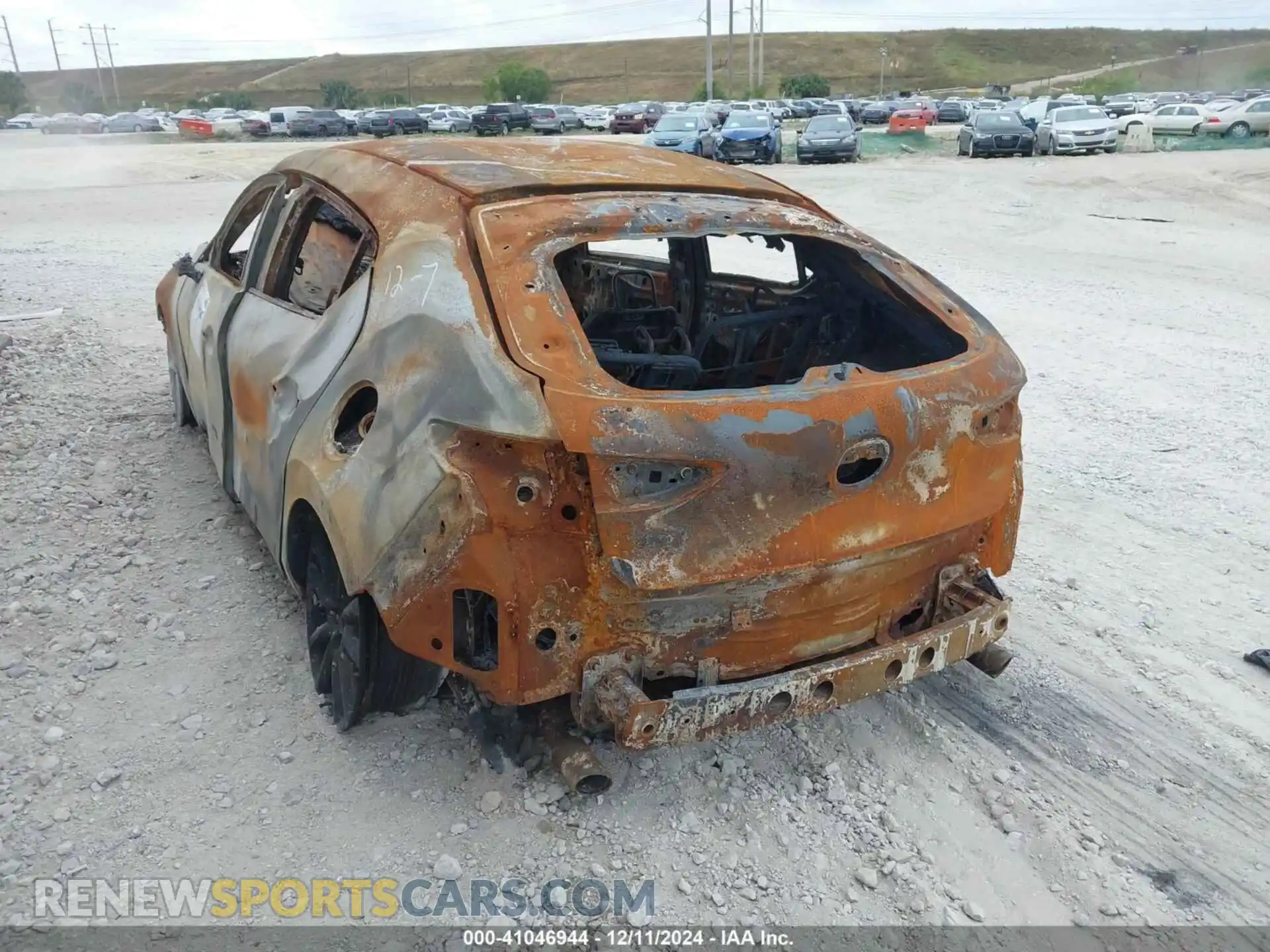 3 Photograph of a damaged car JM1BPALM0L1168289 MAZDA MAZDA3 2020