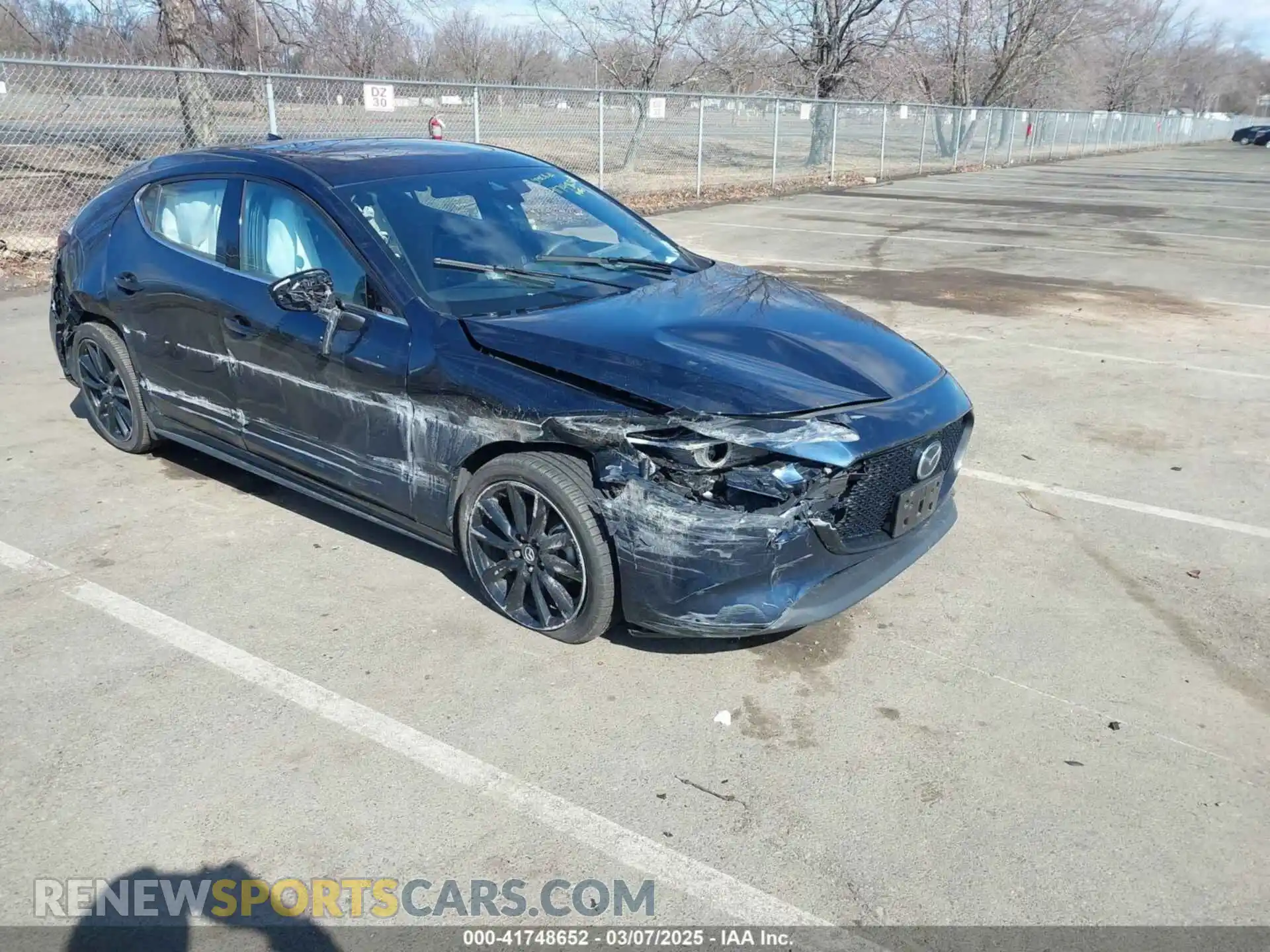 1 Фотография поврежденного автомобиля JM1BPANM5L1160265 MAZDA MAZDA3 2020