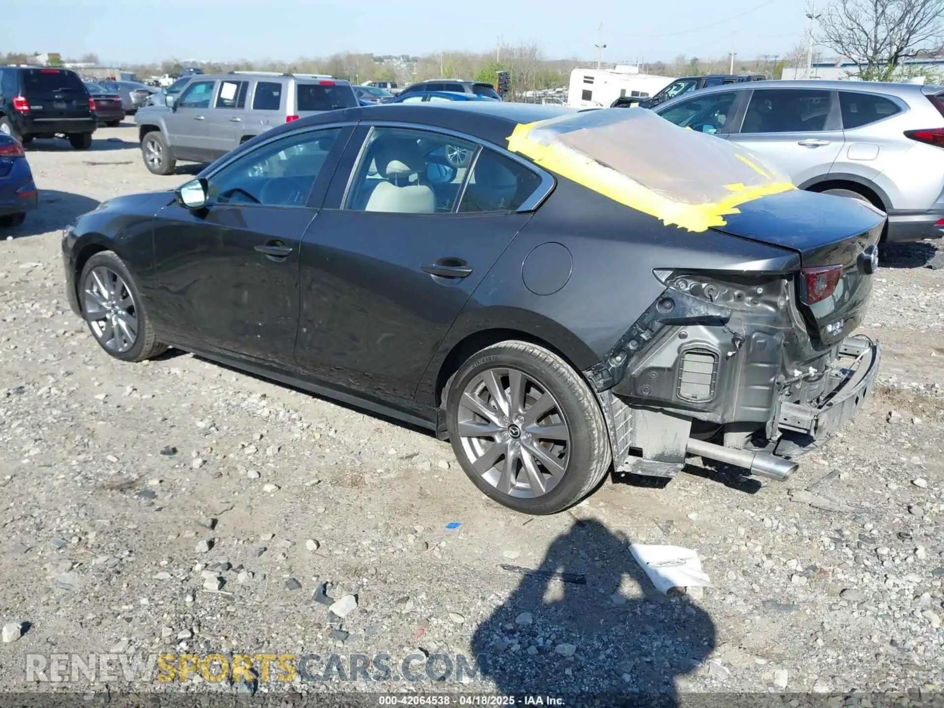 3 Фотография поврежденного автомобиля JM1BPBDM6L1167443 MAZDA MAZDA3 2020