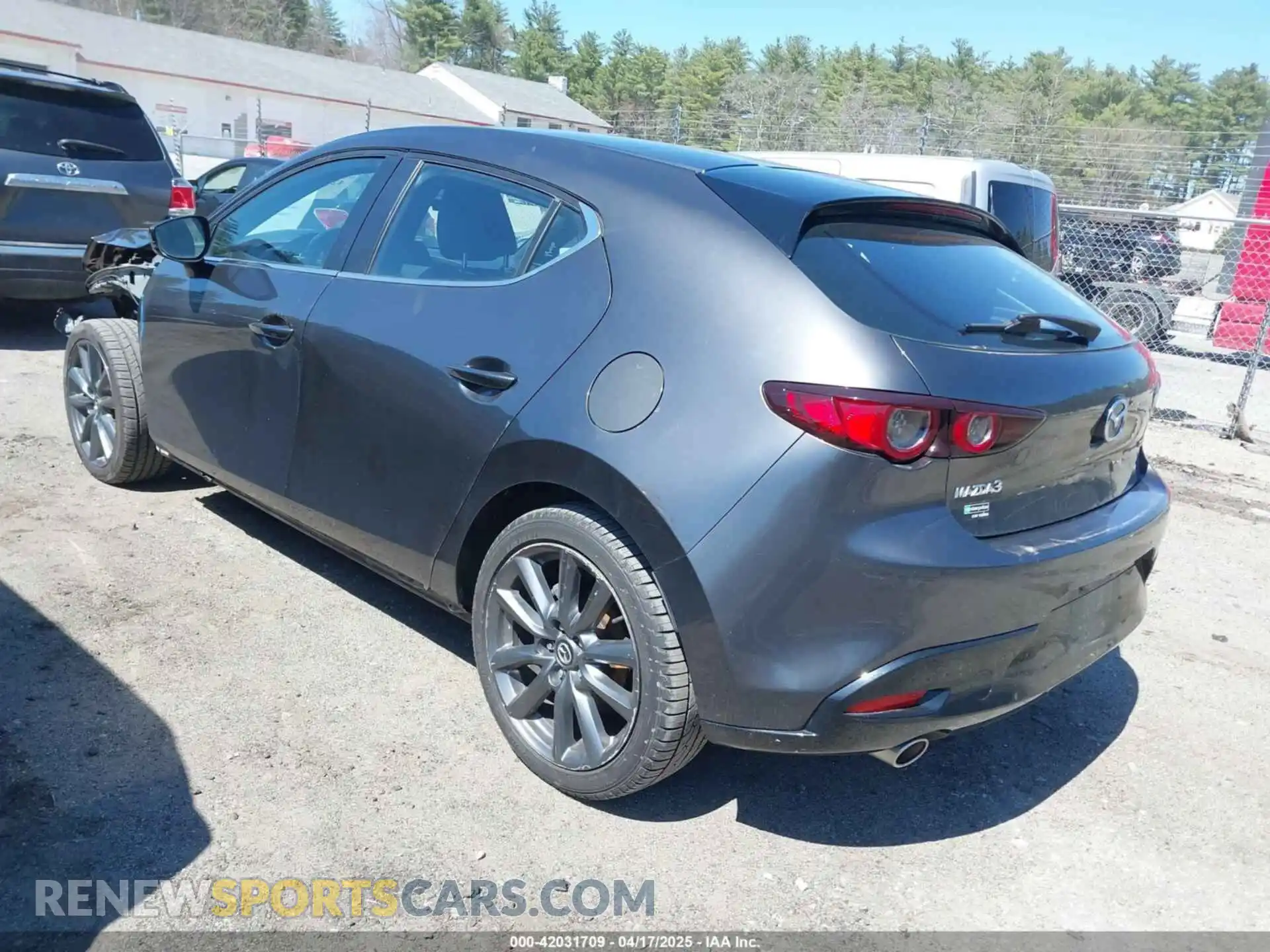 3 Photograph of a damaged car JM1BPAKL0M1321246 MAZDA MAZDA3 2021