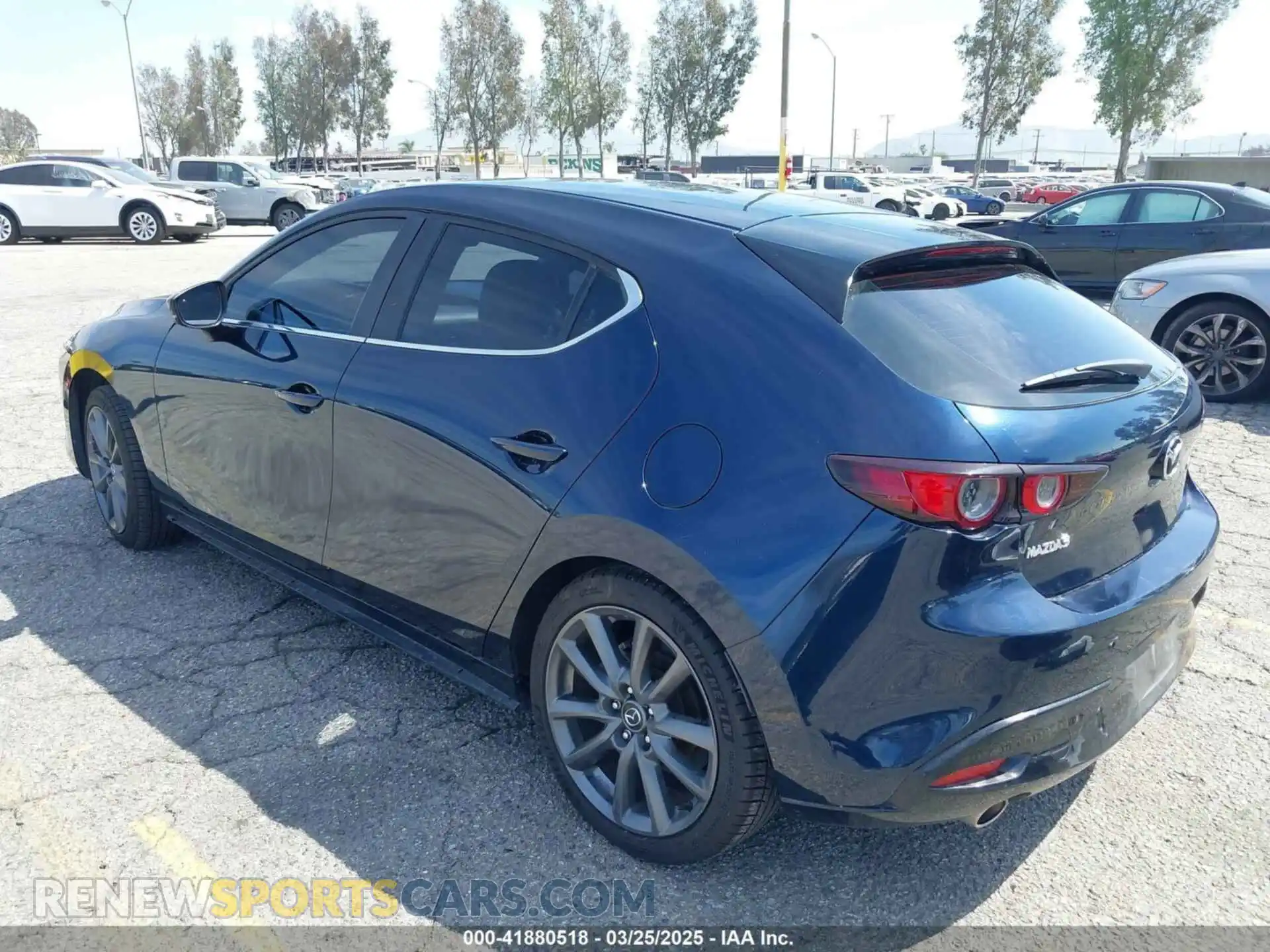 3 Photograph of a damaged car JM1BPAKL7M1347228 MAZDA MAZDA3 2021