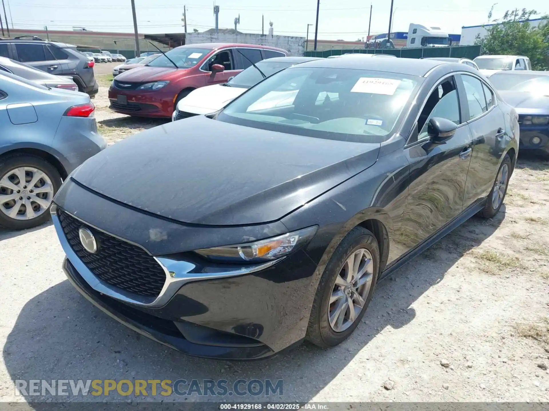 2 Photograph of a damaged car 3MZBPAA72NM307578 MAZDA MAZDA3 2022
