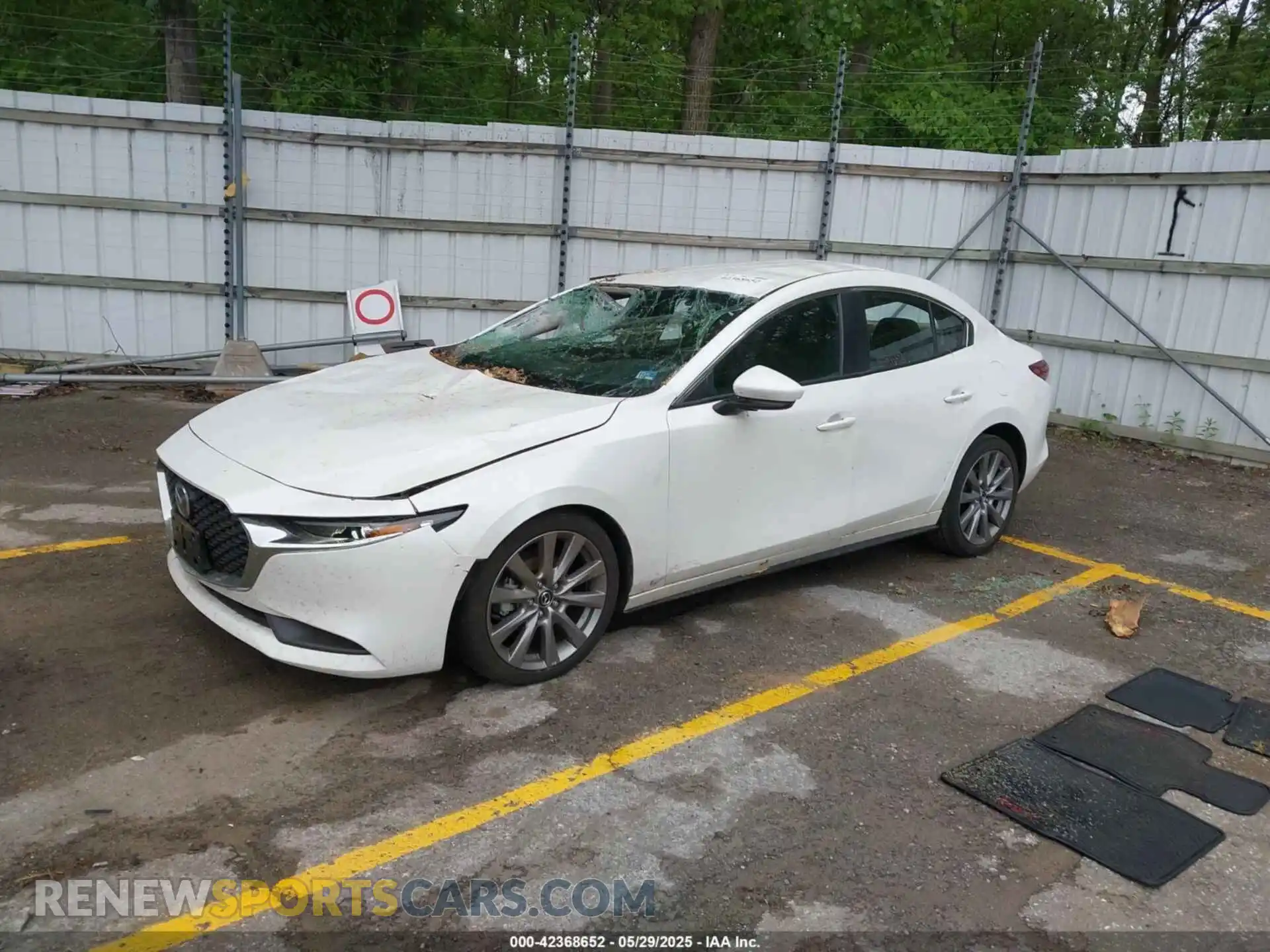 2 fotografías del automóvil dañado 3MZBPABL5NM315279 MAZDA MAZDA3 2022