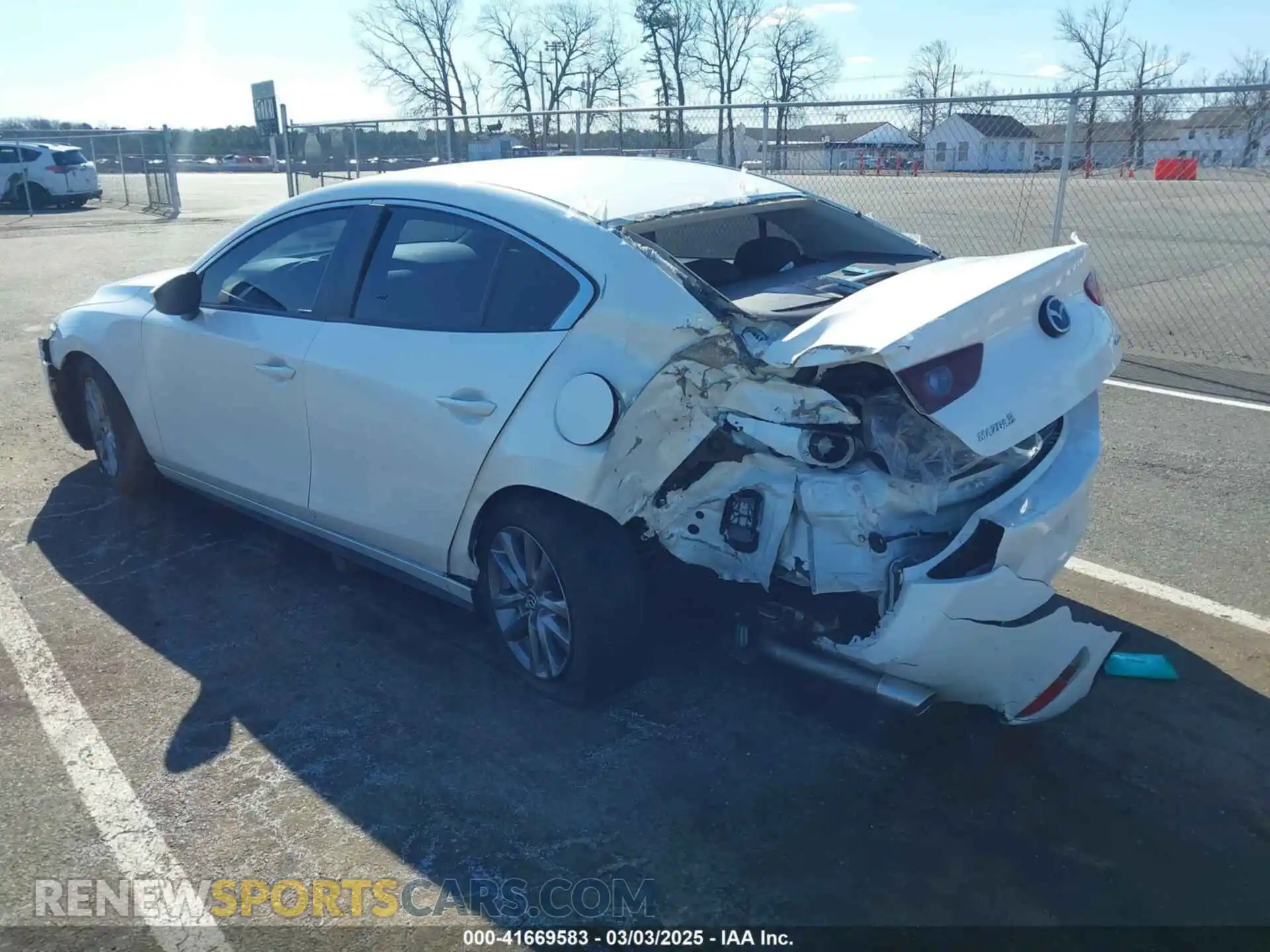 3 fotografías del automóvil dañado JM1BPAALXN1508318 MAZDA MAZDA3 2022