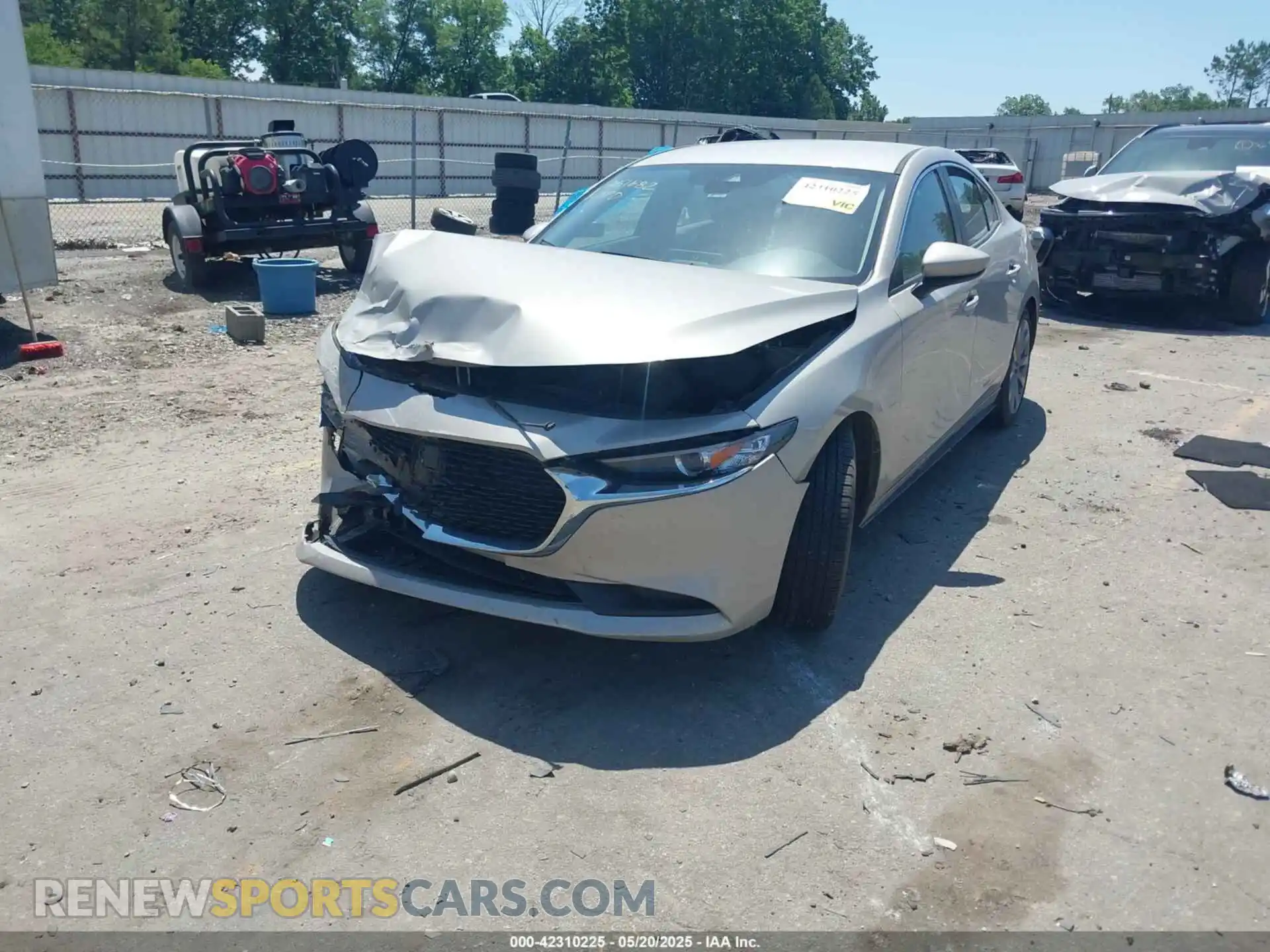 2 fotografías del automóvil dañado JM1BPABL6N1501719 MAZDA MAZDA3 2022