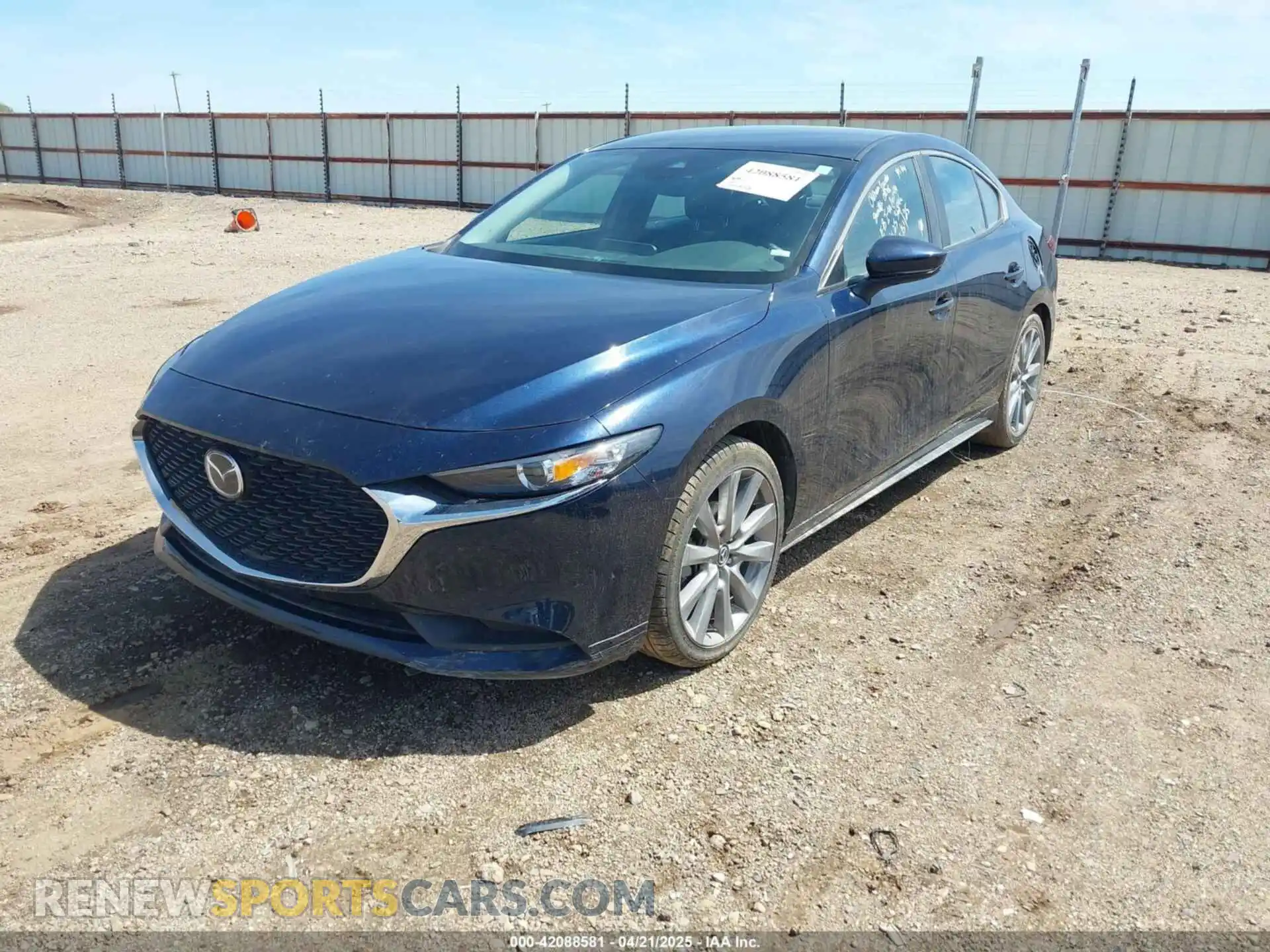 2 fotografías del automóvil dañado 3MZBPABM5PM358385 MAZDA MAZDA3 2023