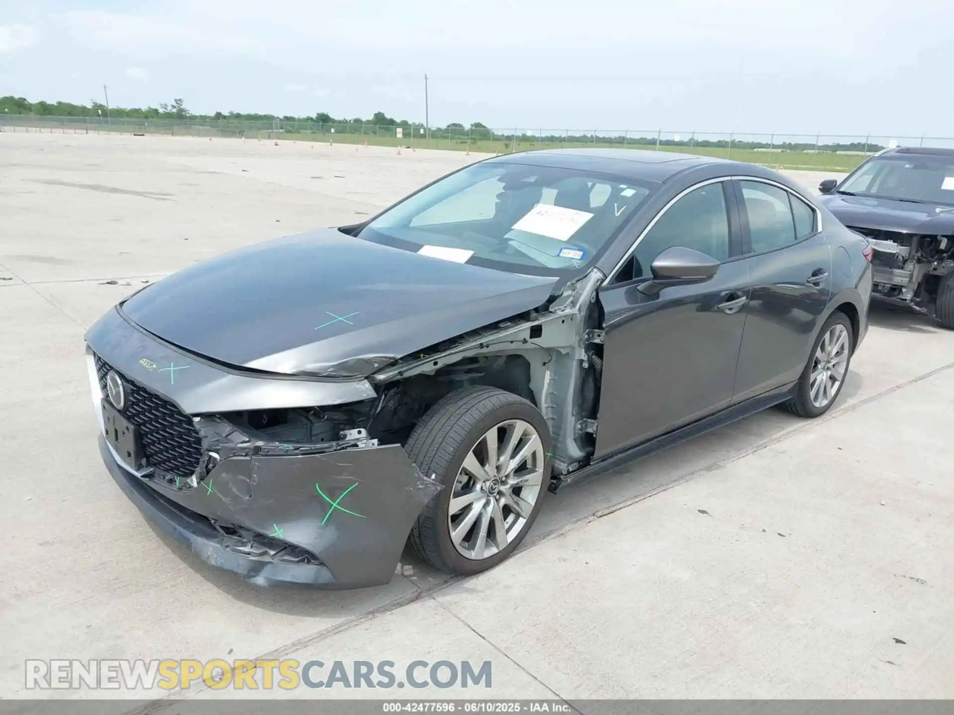 2 Фотография поврежденного автомобиля 3MZBPBDM3PM383238 MAZDA MAZDA3 2023