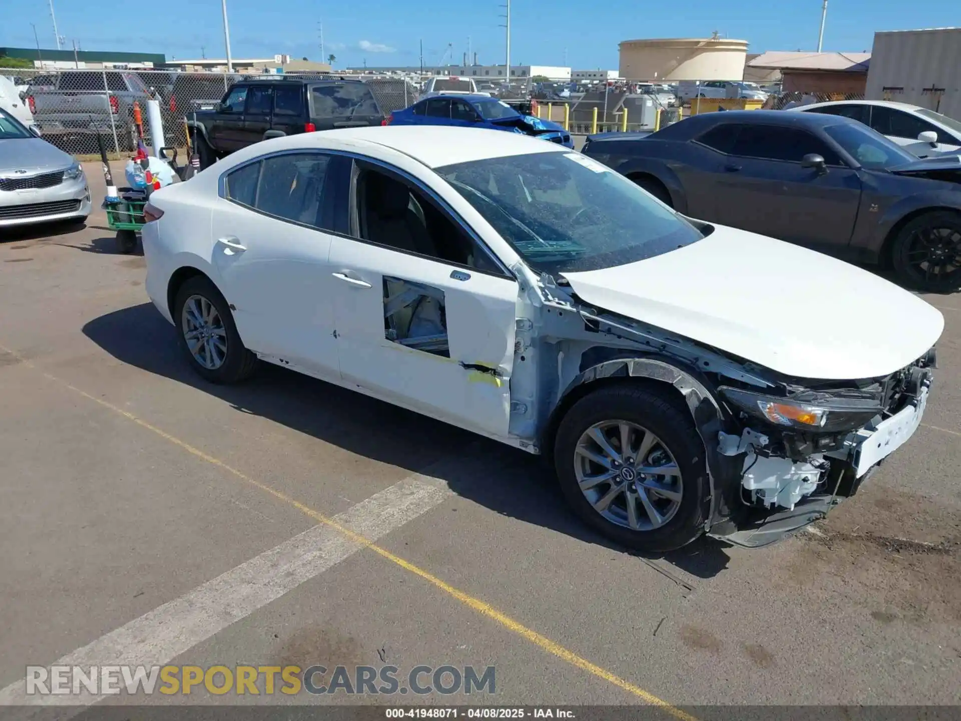 1 fotografías del automóvil dañado 3MZBPAAM2RM432589 MAZDA MAZDA3 2024