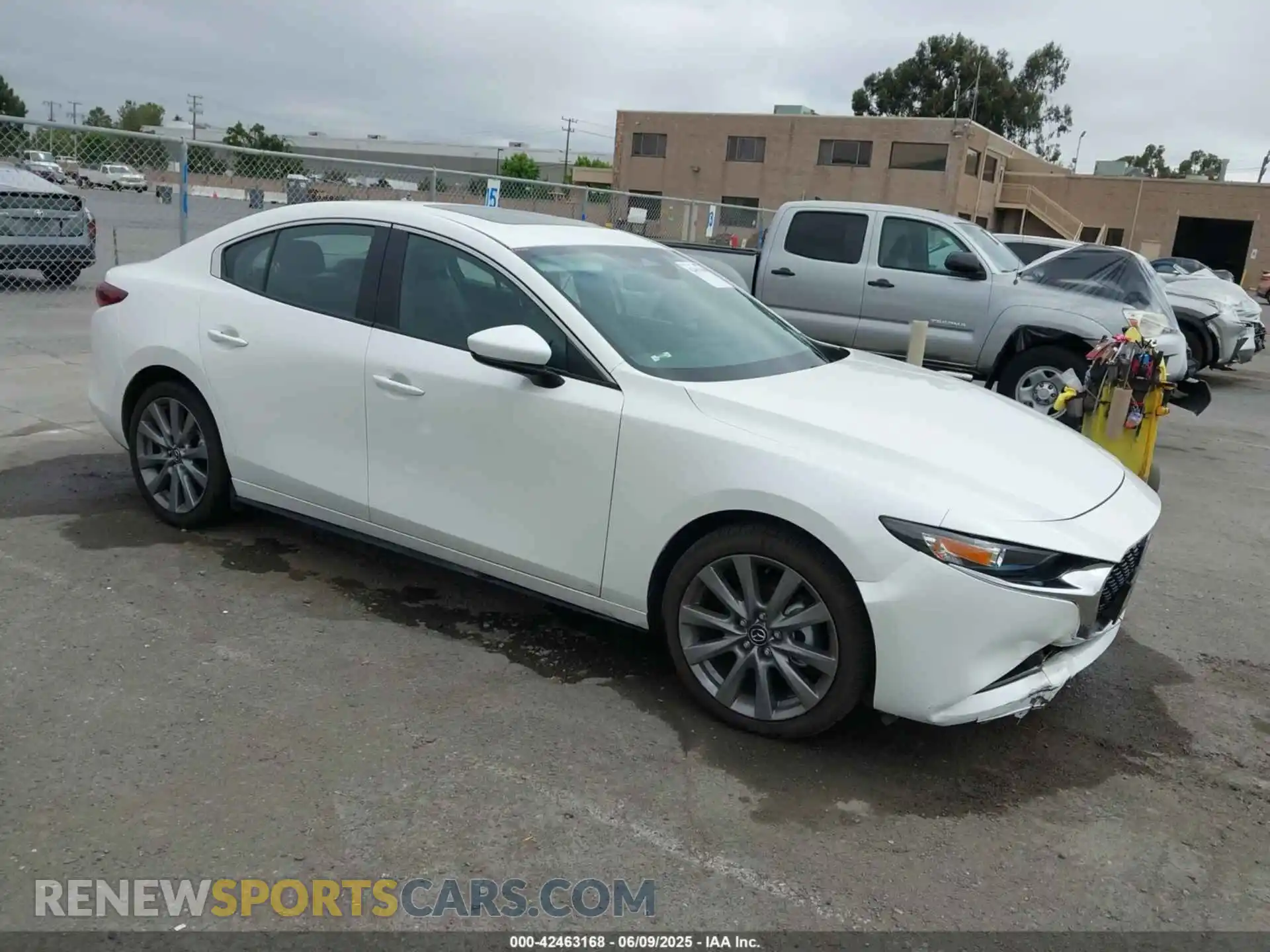 1 fotografías del automóvil dañado 3MZBPACM4RM425897 MAZDA MAZDA3 2024