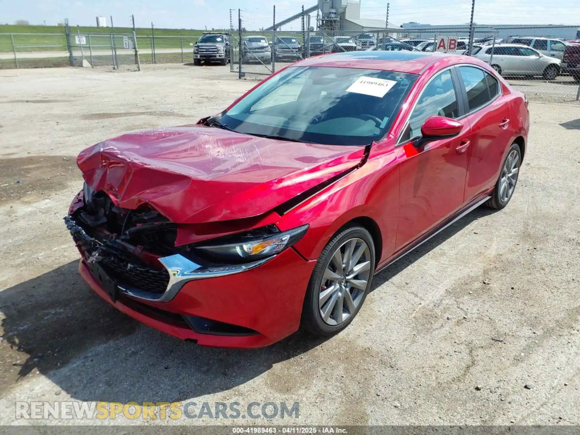 2 fotografías del automóvil dañado 3MZBPACMXRM434359 MAZDA MAZDA3 2024