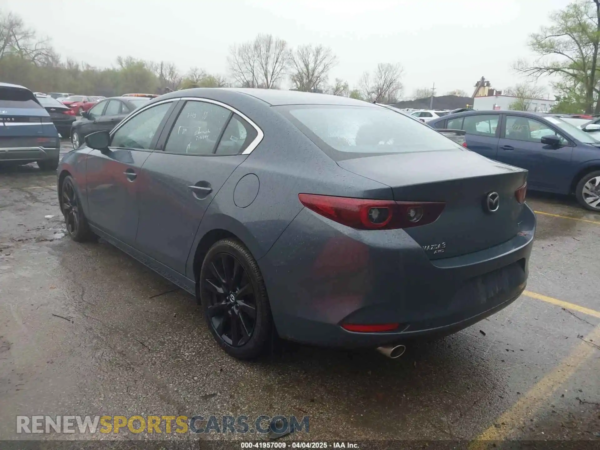 3 fotografías del automóvil dañado 3MZBPBCM0RM410710 MAZDA MAZDA3 2024