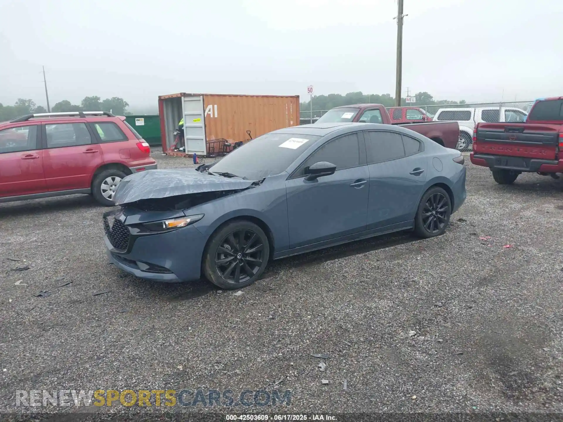 2 fotografías del automóvil dañado 3MZBPBCM8RM408395 MAZDA MAZDA3 2024