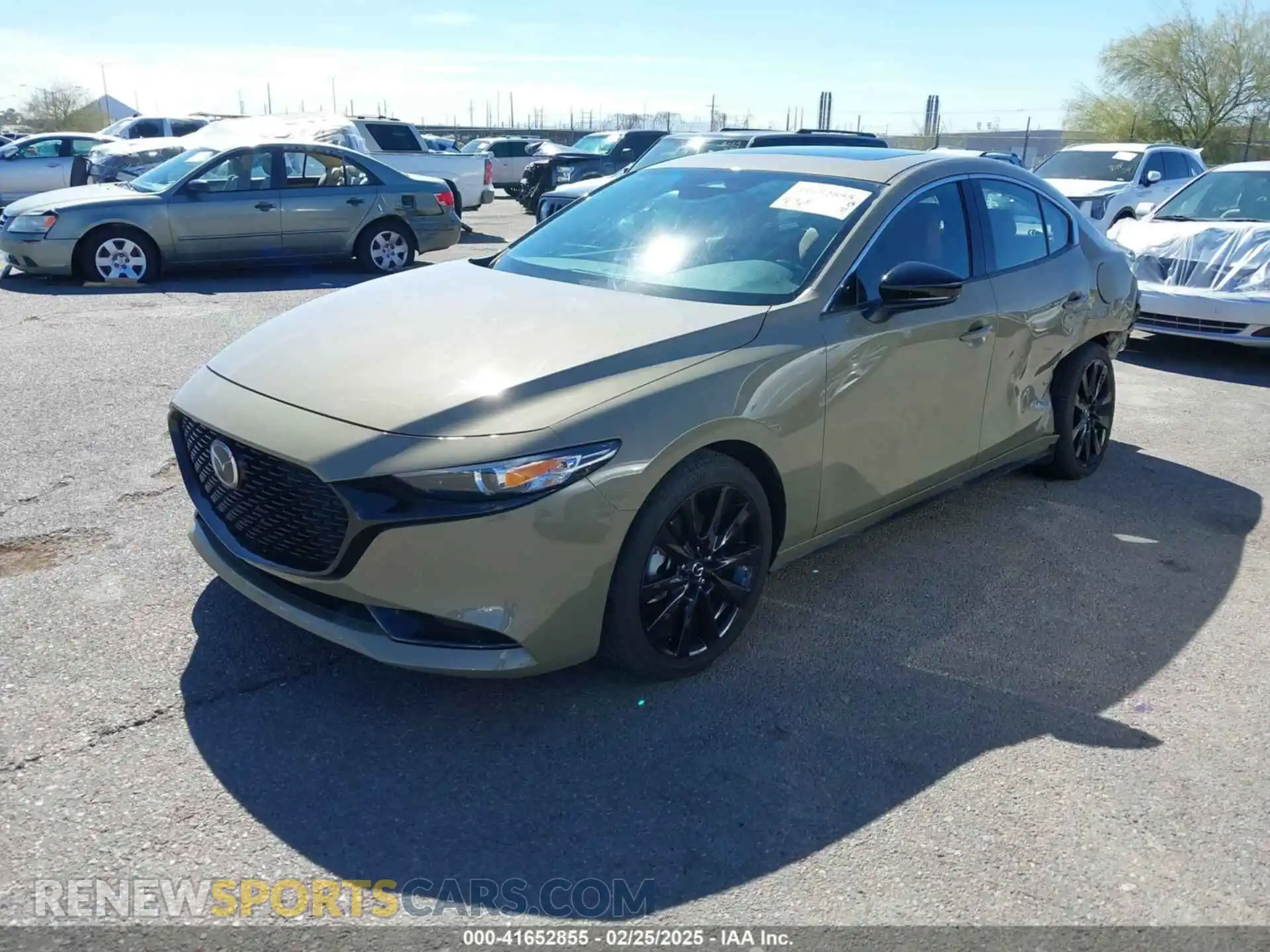 2 fotografías del automóvil dañado 3MZBPBXY5RM415009 MAZDA MAZDA3 2024