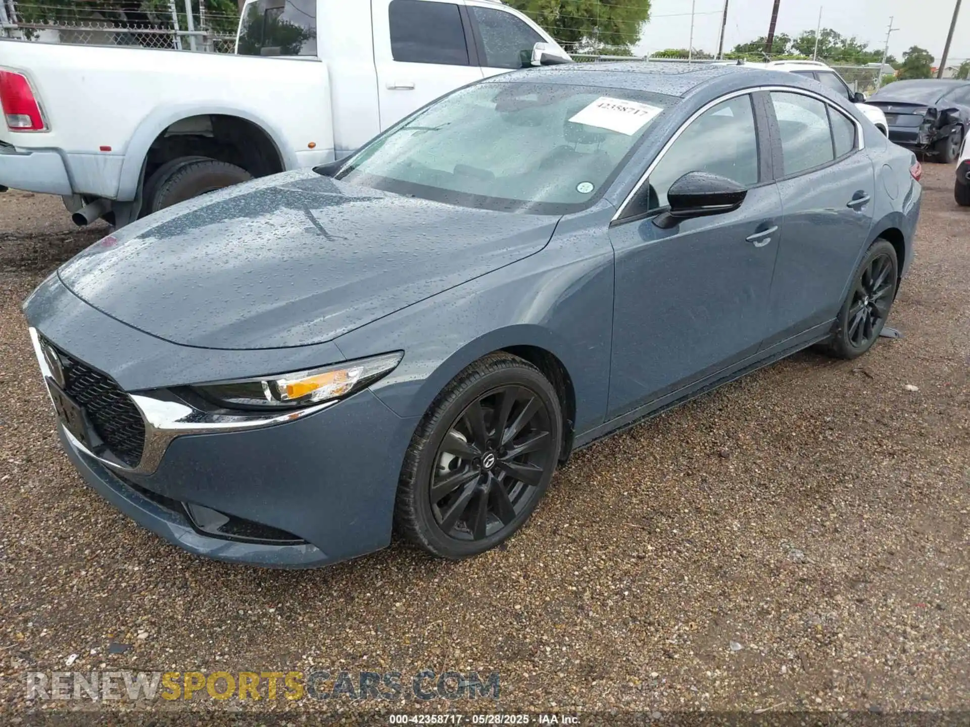 2 Photograph of a damaged car 3MZBPBCM5SM469953 MAZDA MAZDA3 2025