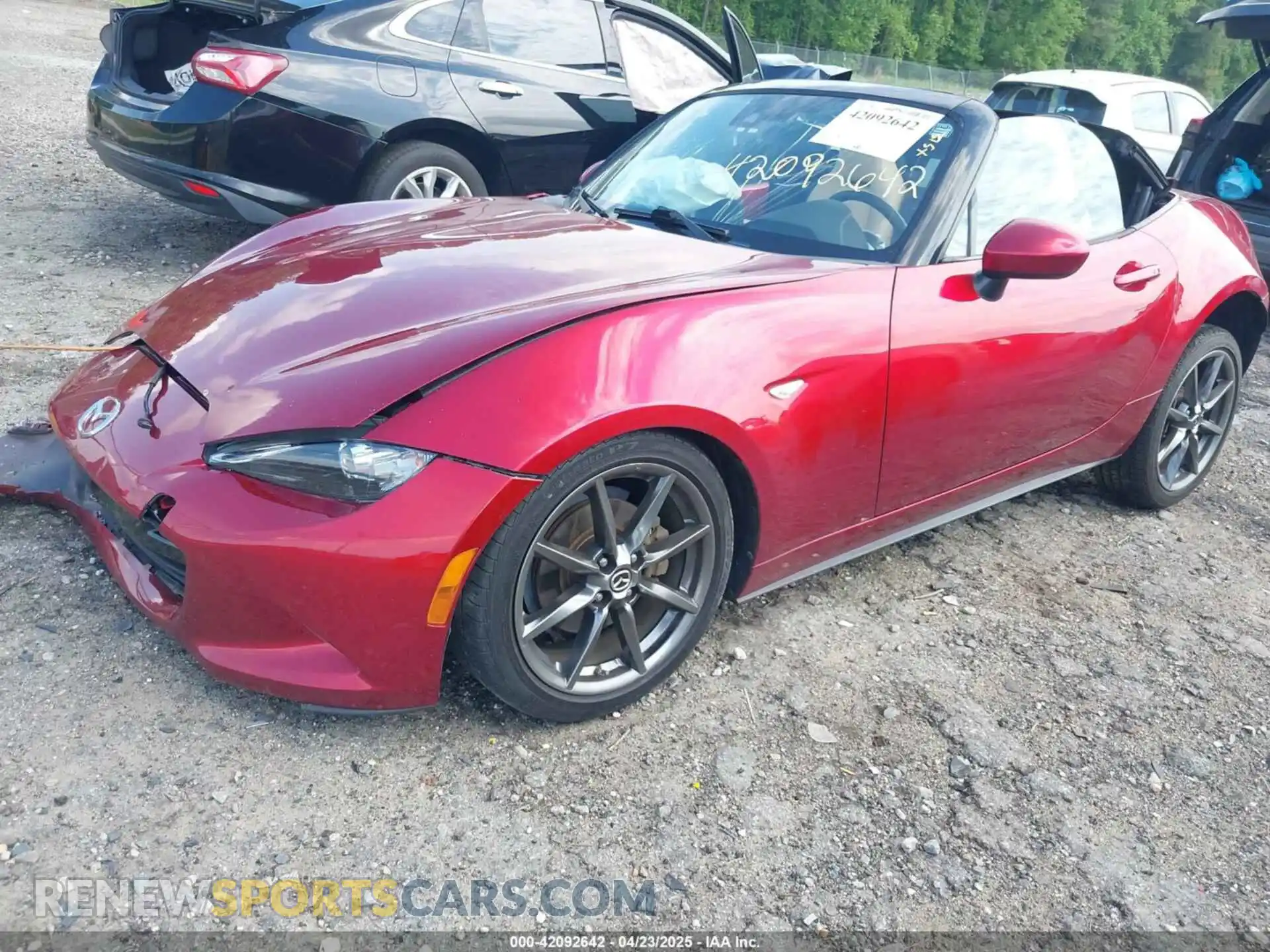 2 Photograph of a damaged car JM1NDAD7XK0306505 MAZDA MX-5 MIATA 2019