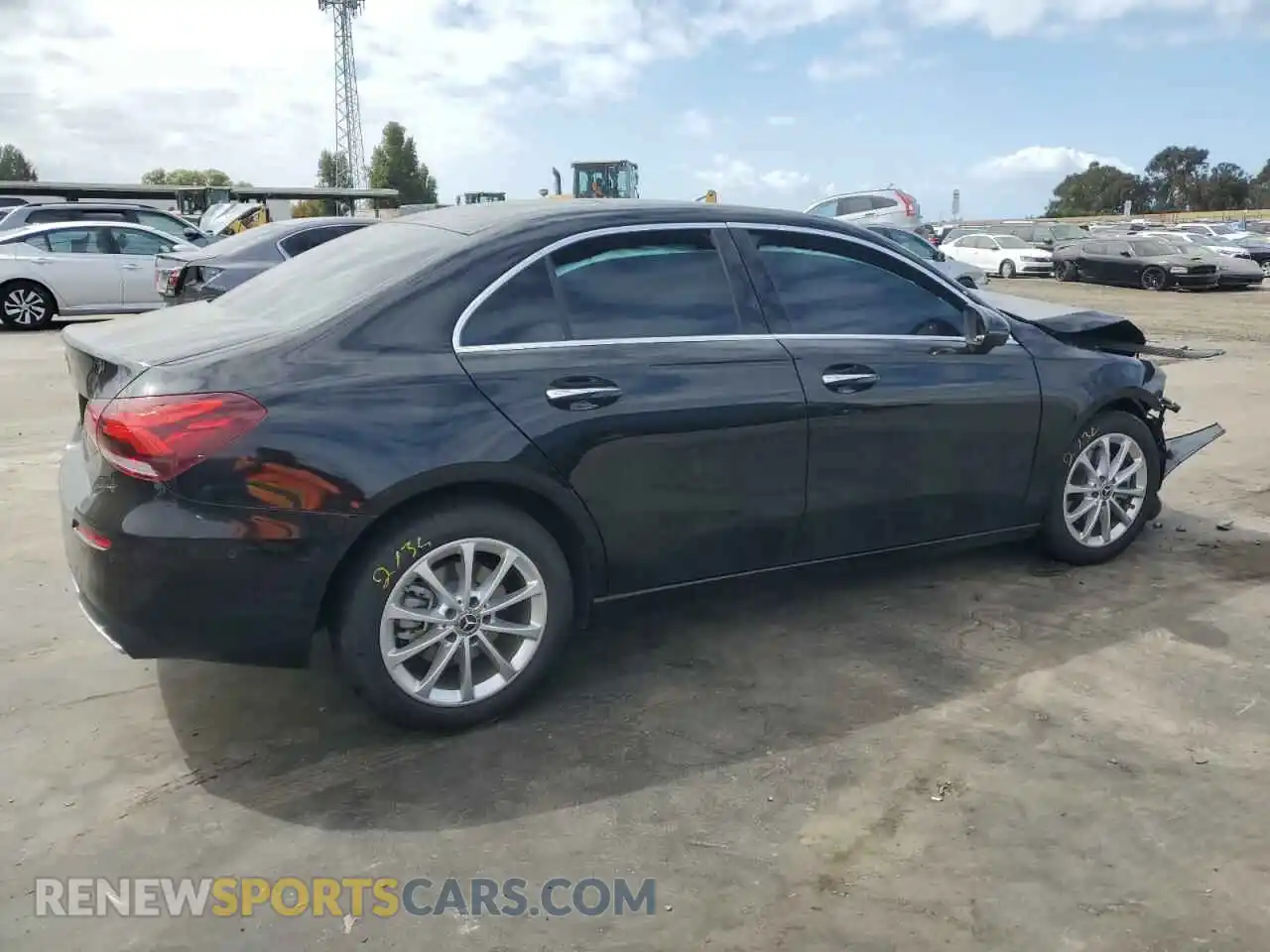 3 Фотография поврежденного автомобиля W1K3G4EB0MJ288179 MERCEDES-BENZ A-CLASS 2021