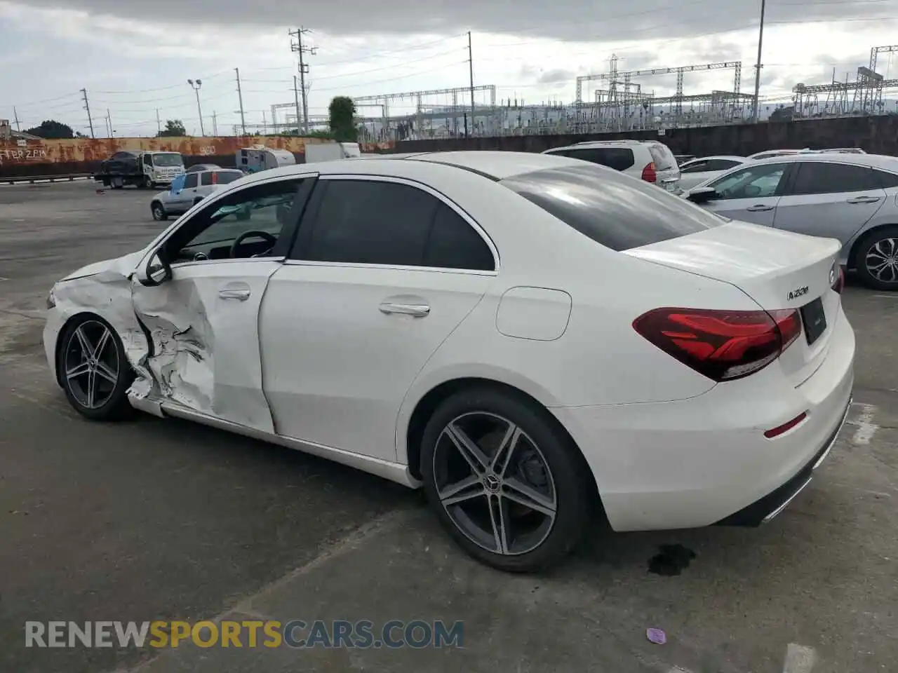 2 Фотография поврежденного автомобиля W1K3G4EB9MJ316934 MERCEDES-BENZ A-CLASS 2021