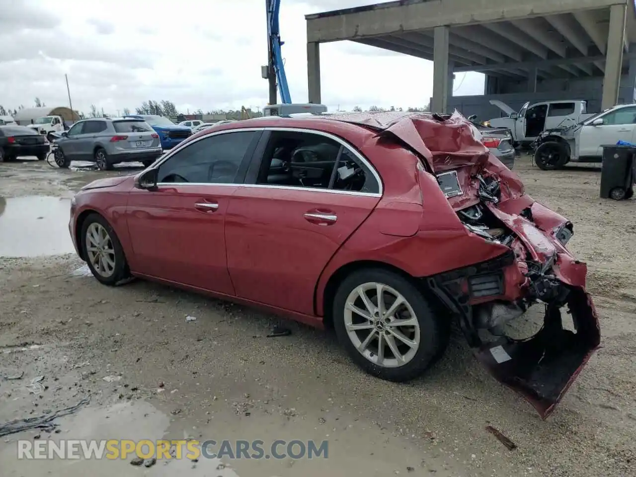 2 fotografías del automóvil dañado W1K3G4EBXMJ261555 MERCEDES-BENZ A-CLASS 2021