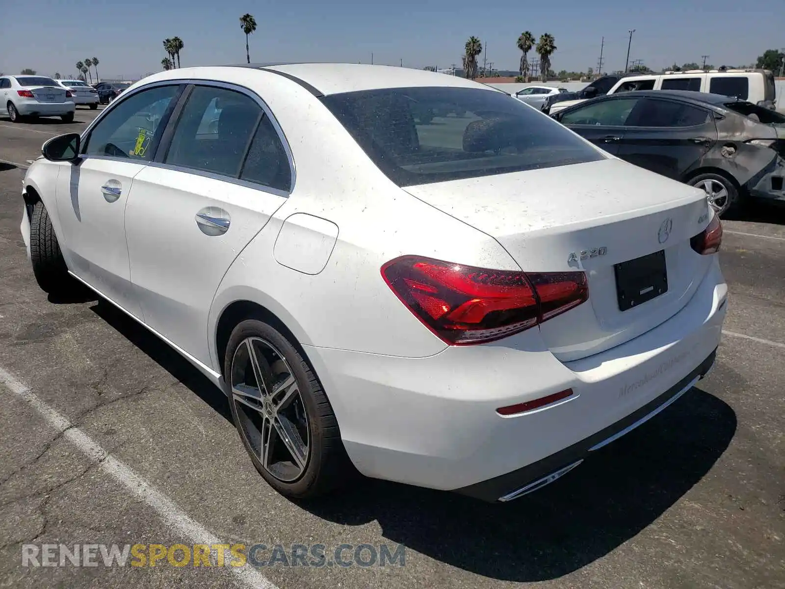3 Photograph of a damaged car W1K3G4FBXMJ256175 MERCEDES-BENZ A-CLASS 2021