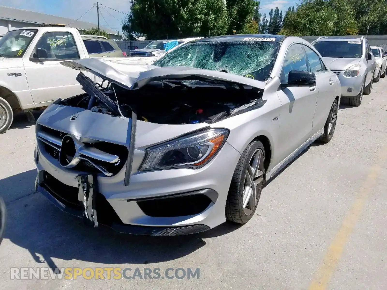 2 Photograph of a damaged car WDDSJ5CB7FN230104 MERCEDES-BENZ AMG 2015