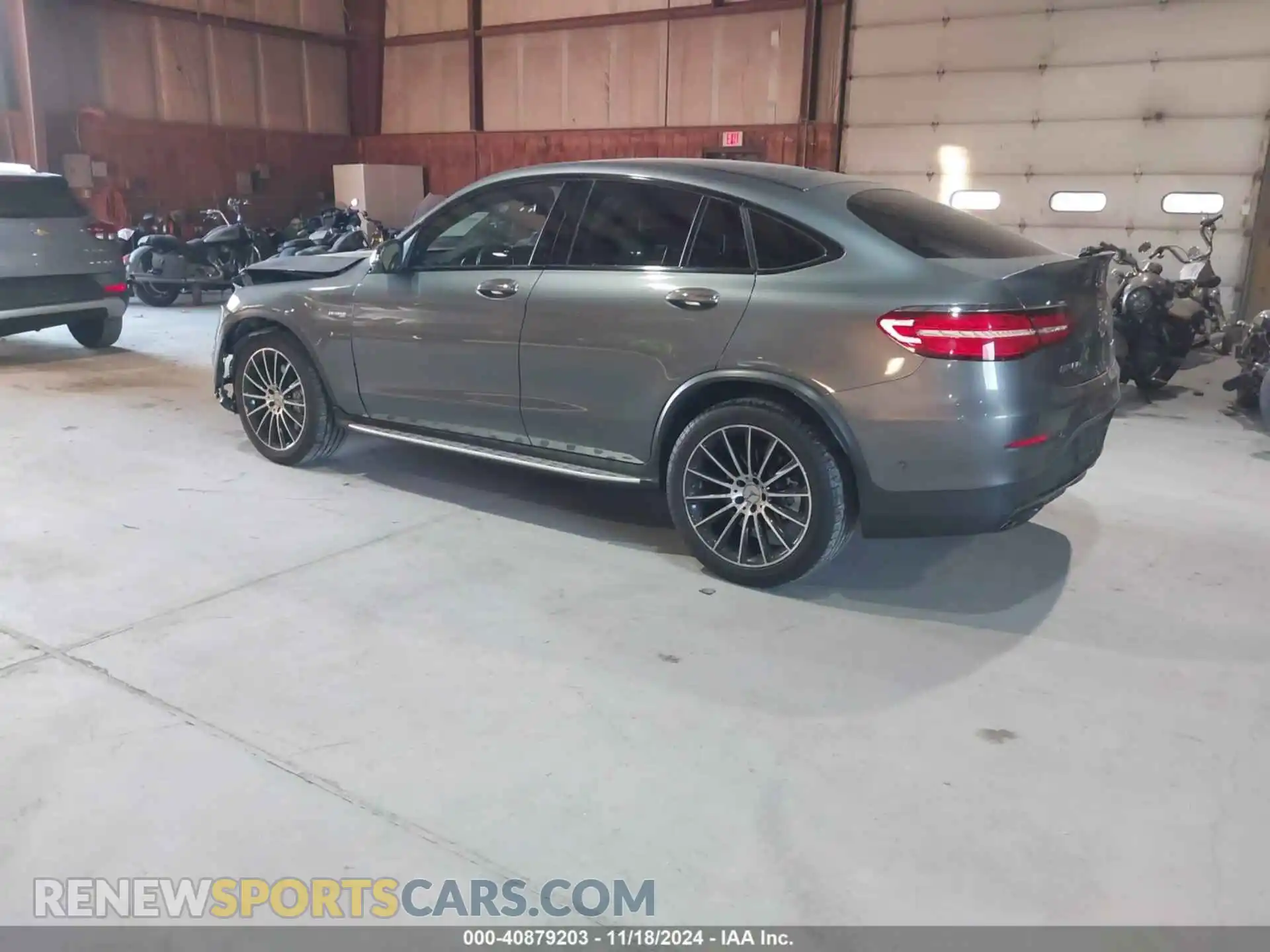 3 Фотография поврежденного автомобиля WDC0J6EB5KF491038 MERCEDES-BENZ AMG GLC 43 COUPE 2019