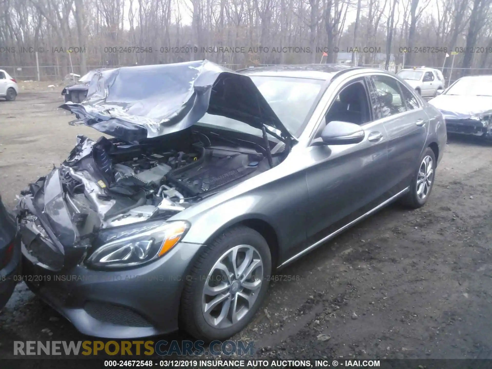 2 Photograph of a damaged car 55SWF4KB1HU182690 MERCEDES-BENZ C 2017