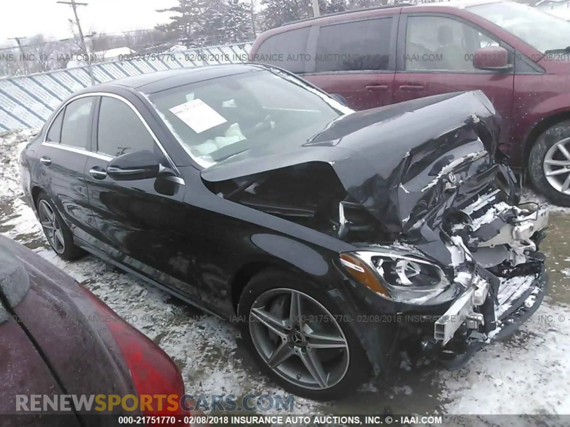 1 Photograph of a damaged car 55SWF4KB4JU235775 Mercedes-benz C 2018