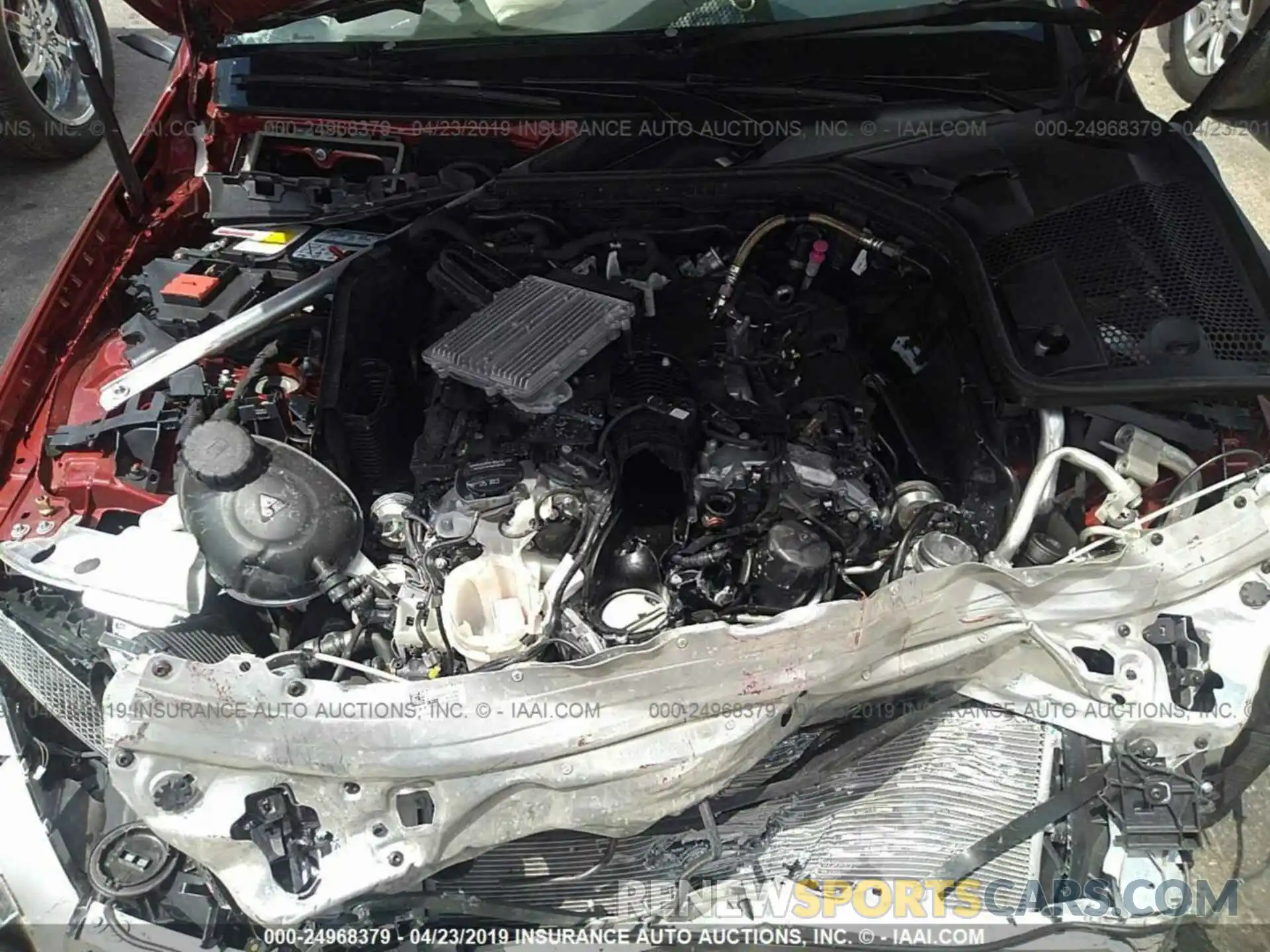 10 Photograph of a damaged car 55SWF6EB4KU298304 MERCEDES-BENZ C 2019