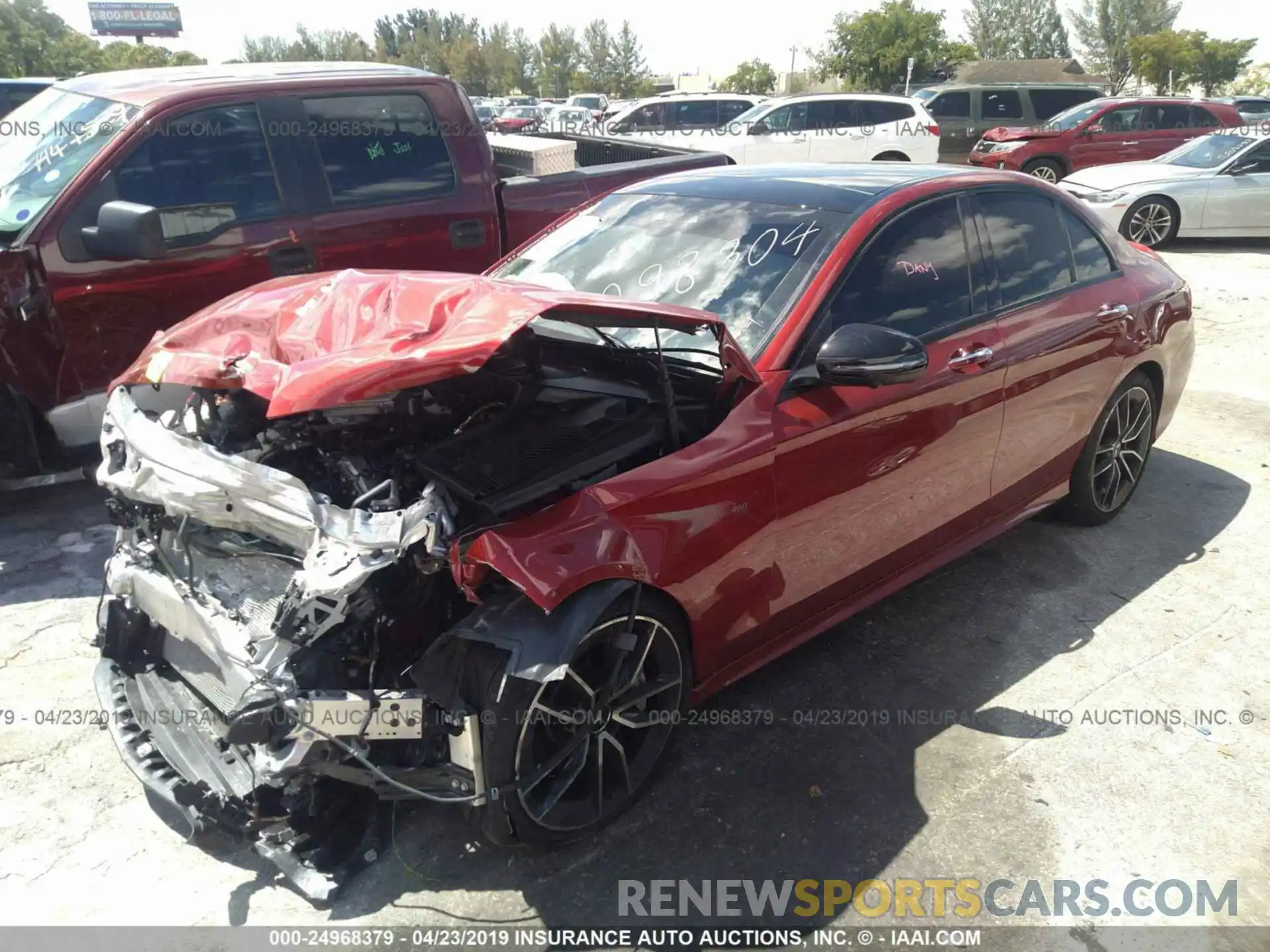 2 Photograph of a damaged car 55SWF6EB4KU298304 MERCEDES-BENZ C 2019