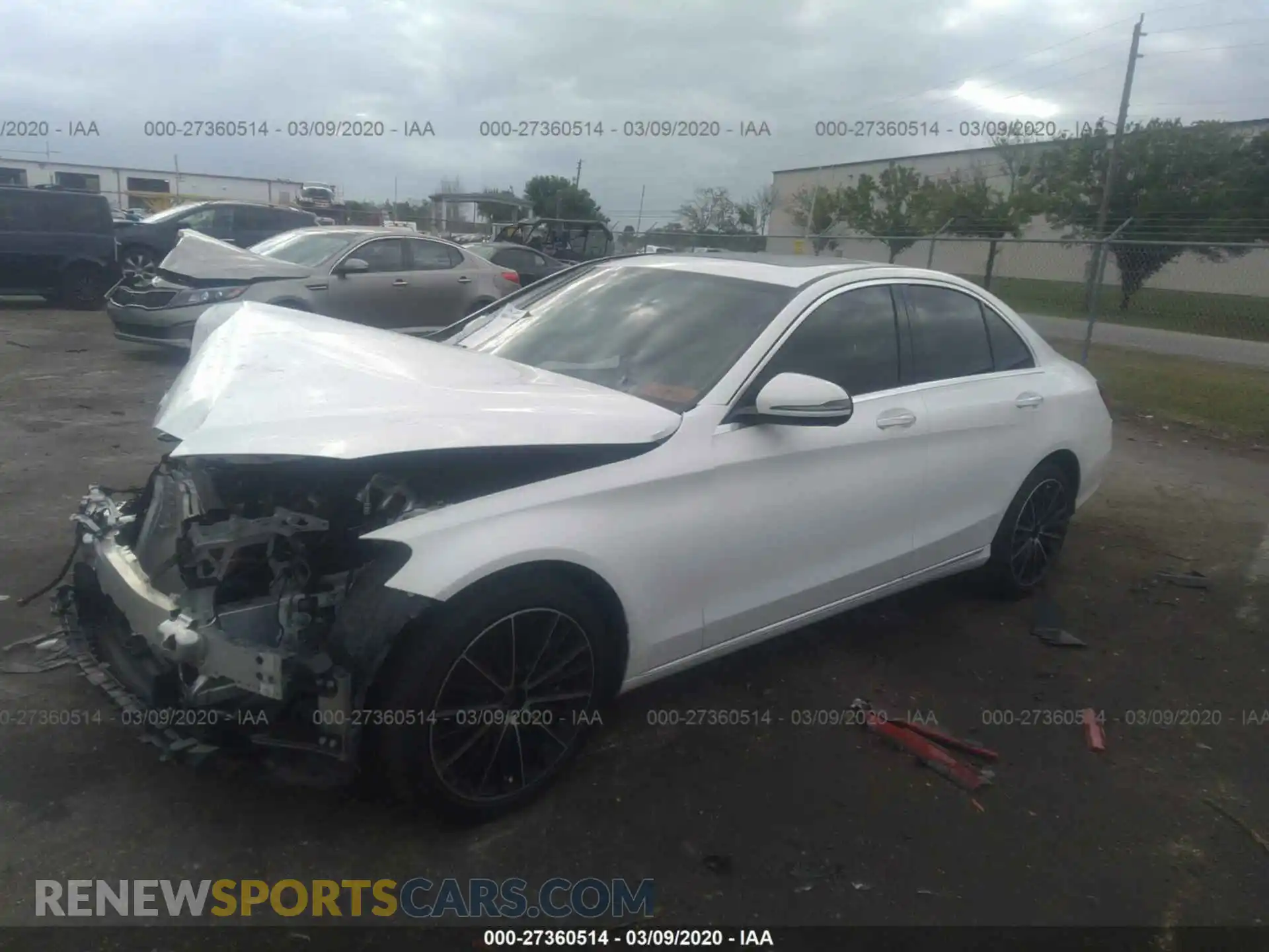 2 Photograph of a damaged car 55SWF8DB5KU319612 MERCEDES-BENZ C 2019