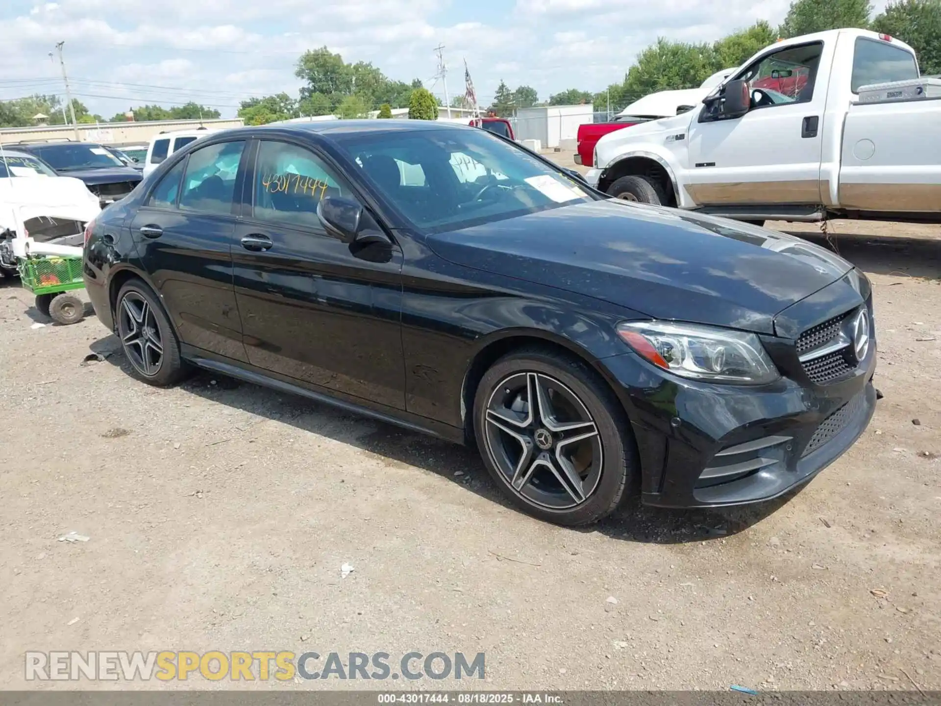 1 Photograph of a damaged car W1KWF8EB7MR616058 MERCEDES-BENZ C 2021