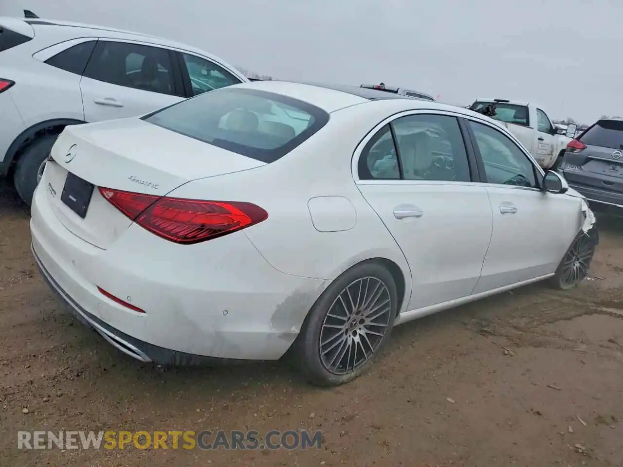 3 Photograph of a damaged car W1KAF4HB0NR042502 MERCEDES-BENZ C 2022