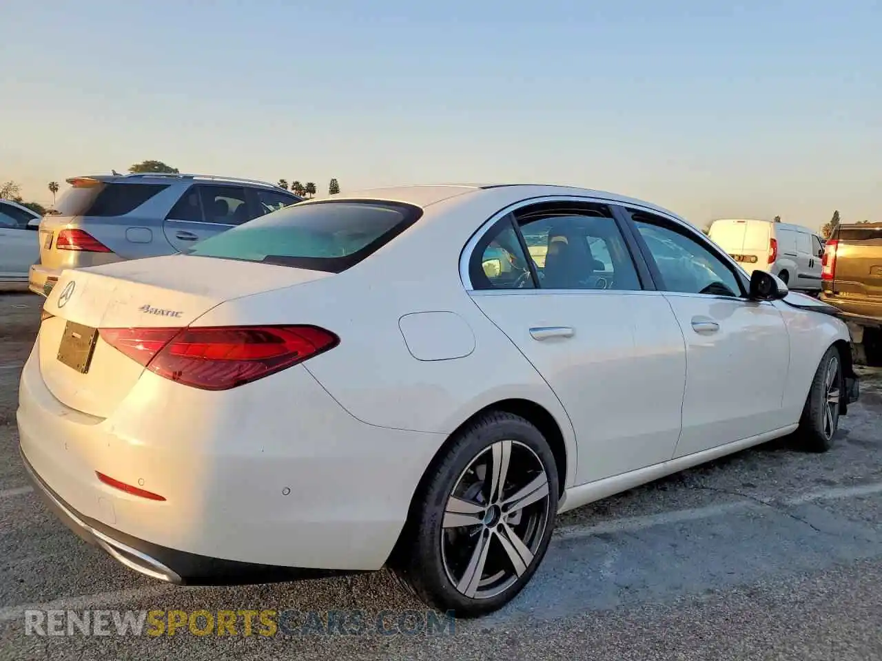 3 Photograph of a damaged car W1KAF4HBXSR258434 MERCEDES-BENZ C 2025