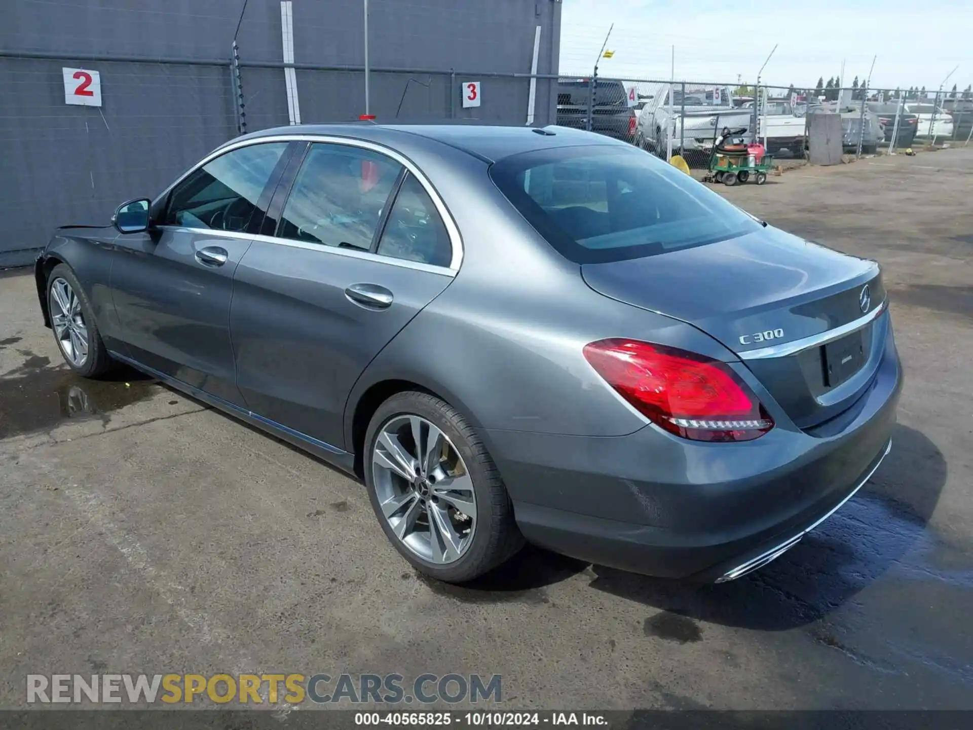 3 Фотография поврежденного автомобиля 55SWF8DB8KU302187 MERCEDES-BENZ C 300 2019