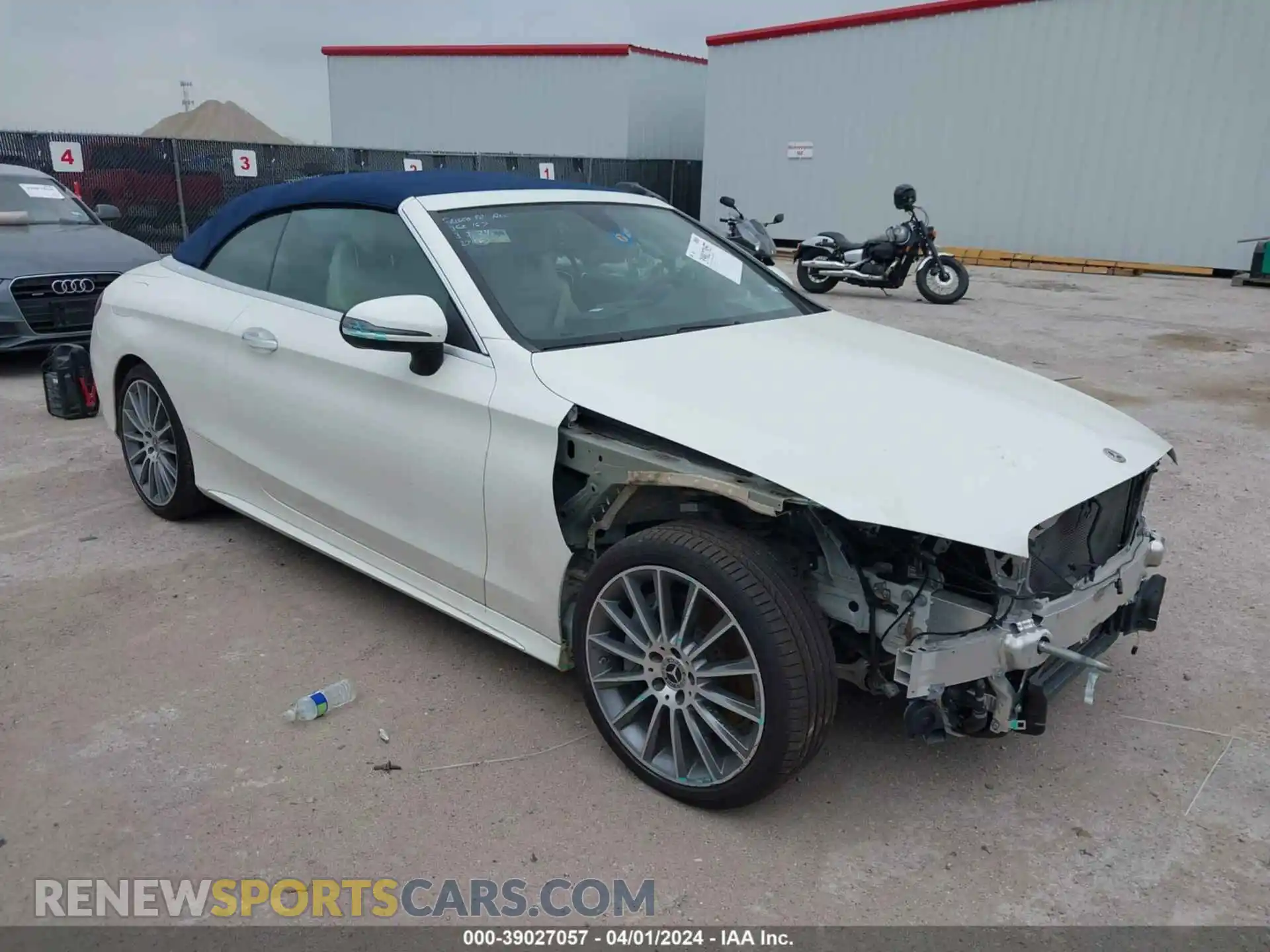 1 Фотография поврежденного автомобиля WDDWK8DBXKF924255 MERCEDES-BENZ C 300 2019