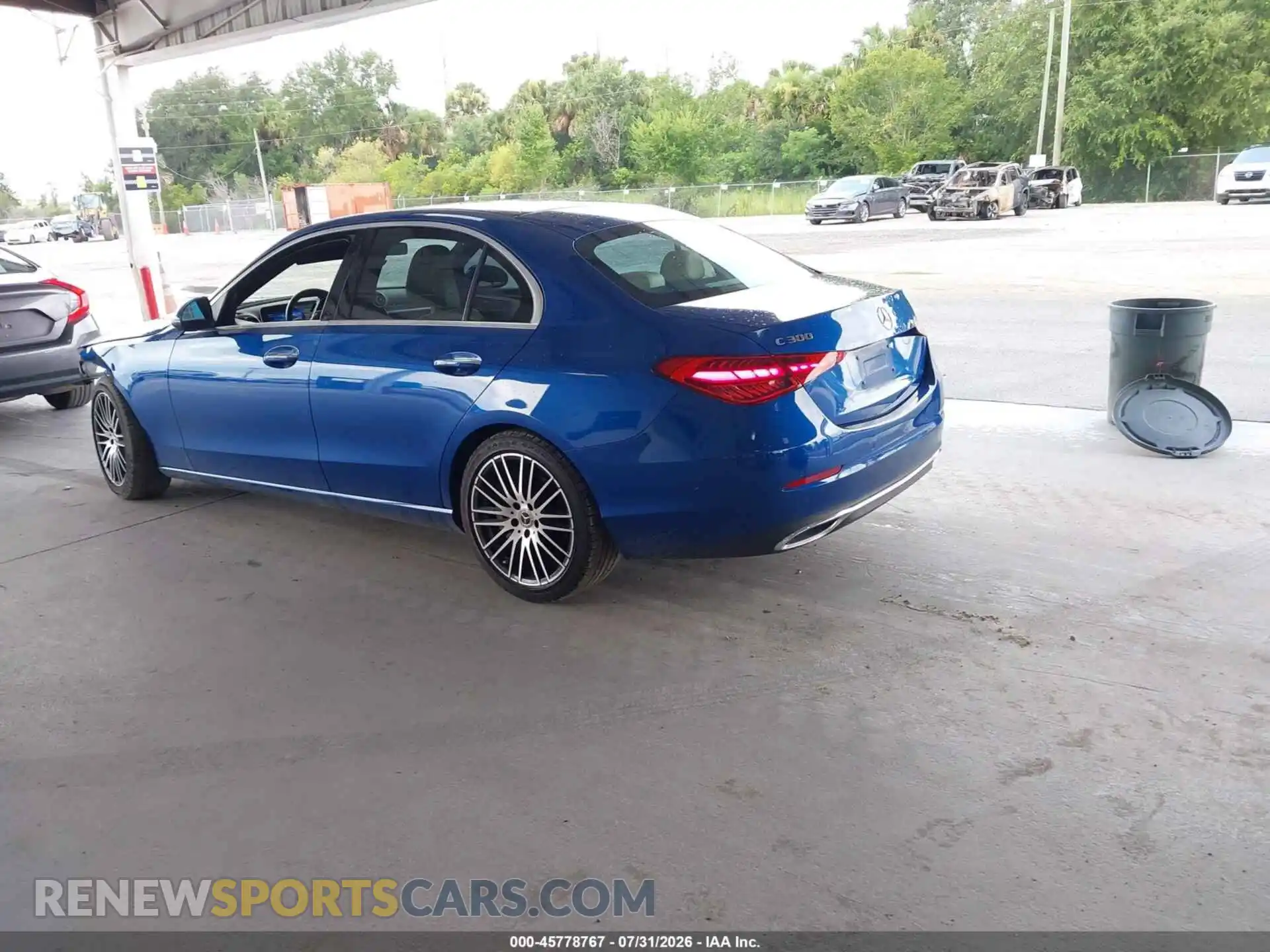 3 Фотография поврежденного автомобиля W1KAF4GB3NR020320 MERCEDES-BENZ C 300 2022