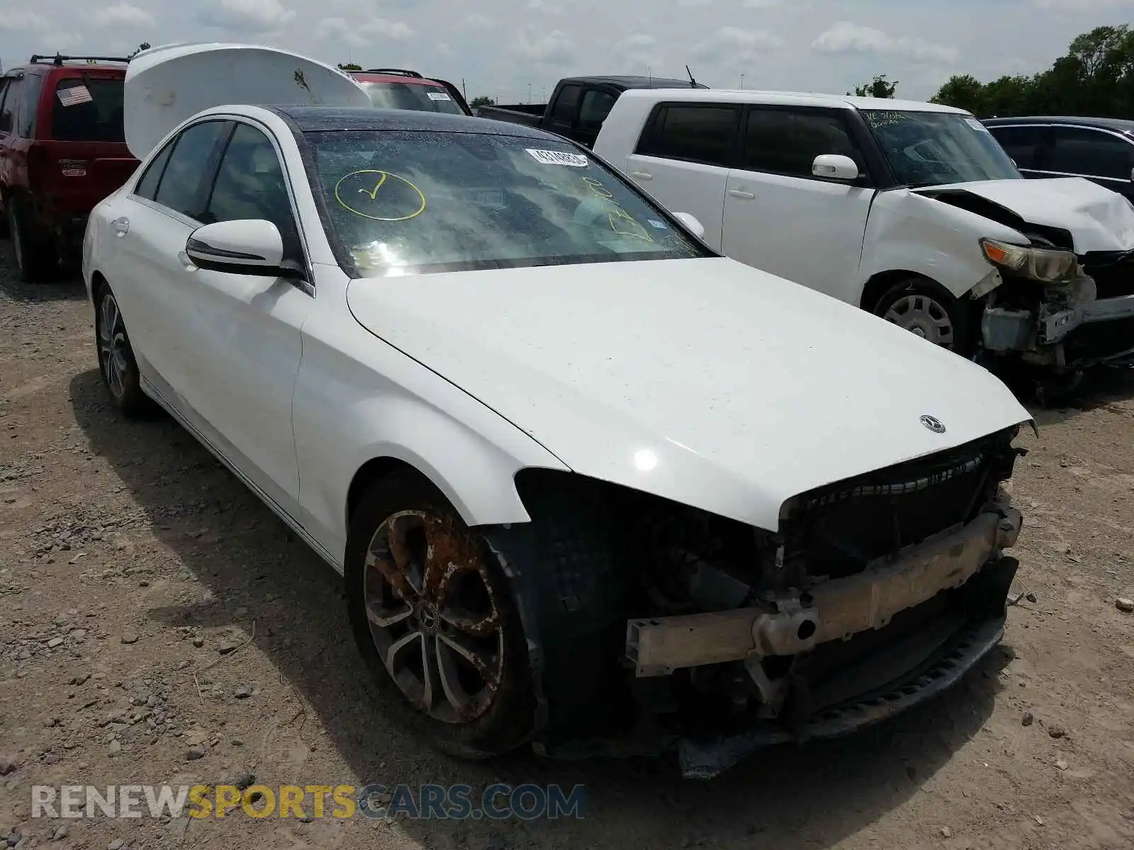 1 Photograph of a damaged car 55SWF4JB6JU245998 MERCEDES-BENZ C CLASS 2018