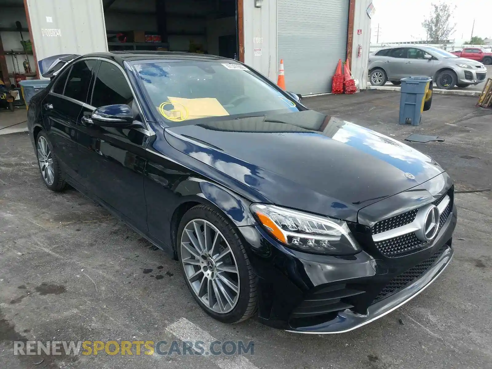 1 Photograph of a damaged car 55SWF8DB0KU297499 MERCEDES-BENZ C CLASS 2019