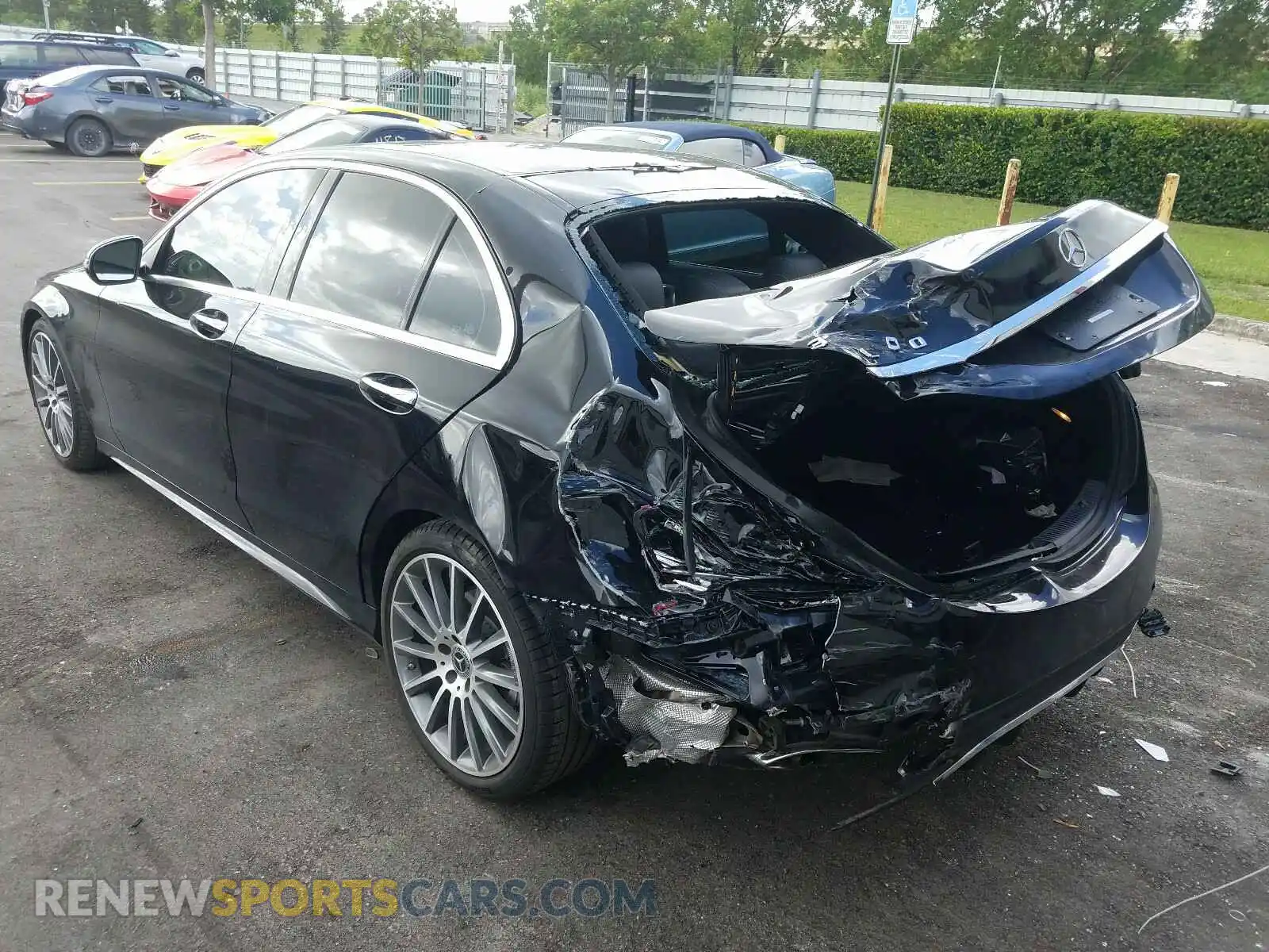 3 Photograph of a damaged car 55SWF8DB0KU297499 MERCEDES-BENZ C CLASS 2019
